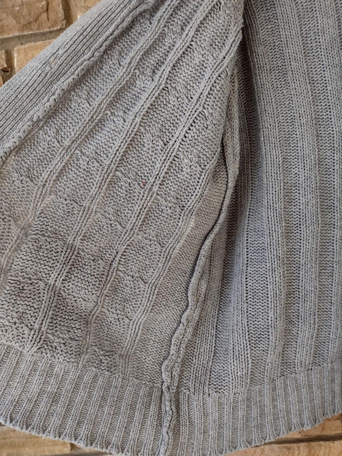 Hand Knit Gray Cable Knit Sweater Wool Blend Artisan Made Chunky Fisherman M/L