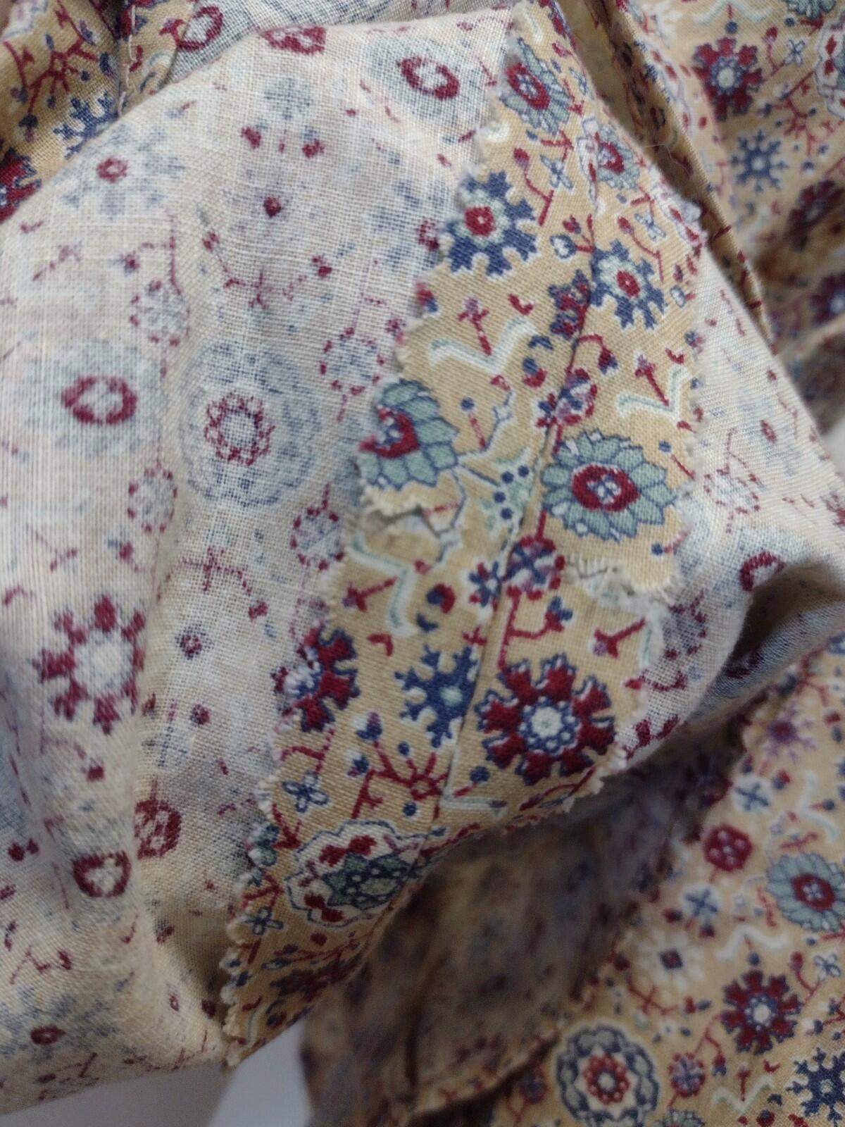 VTG 70s Handmade Calico Floral Pearlized Button Blouse M