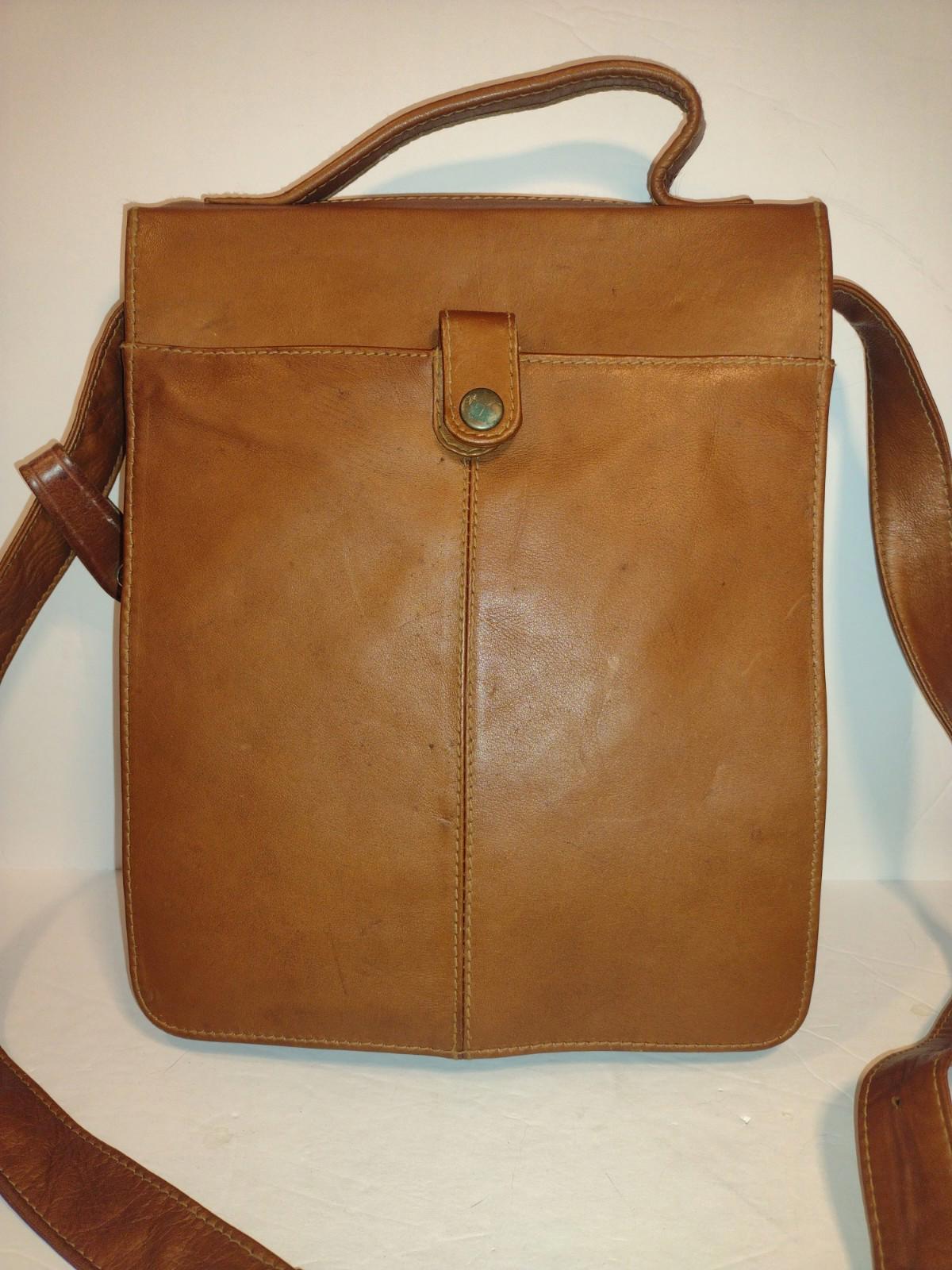 Boulder Ridge Full Grain Leather Messenger Bag Plaid Lining Organizer Brown