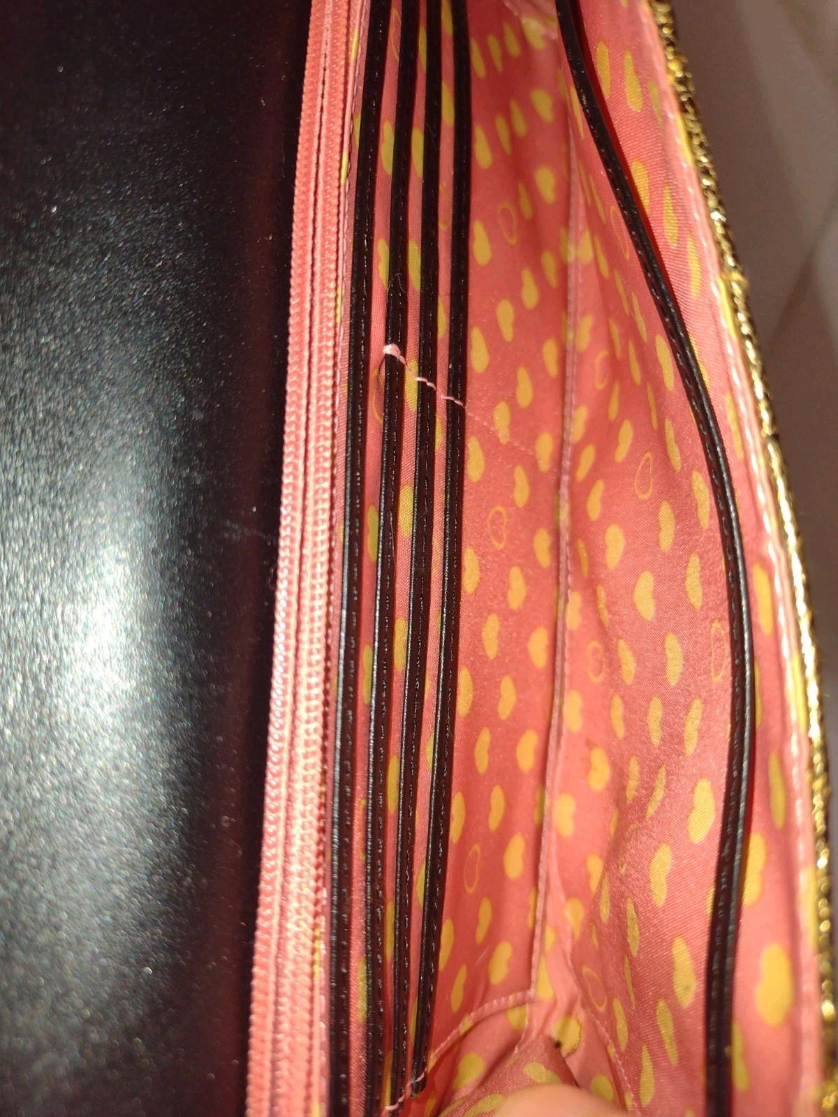 Lovcat Gold Heart Embossed Chain Clutch Wallet NWOT Pink Heart Lining Charm