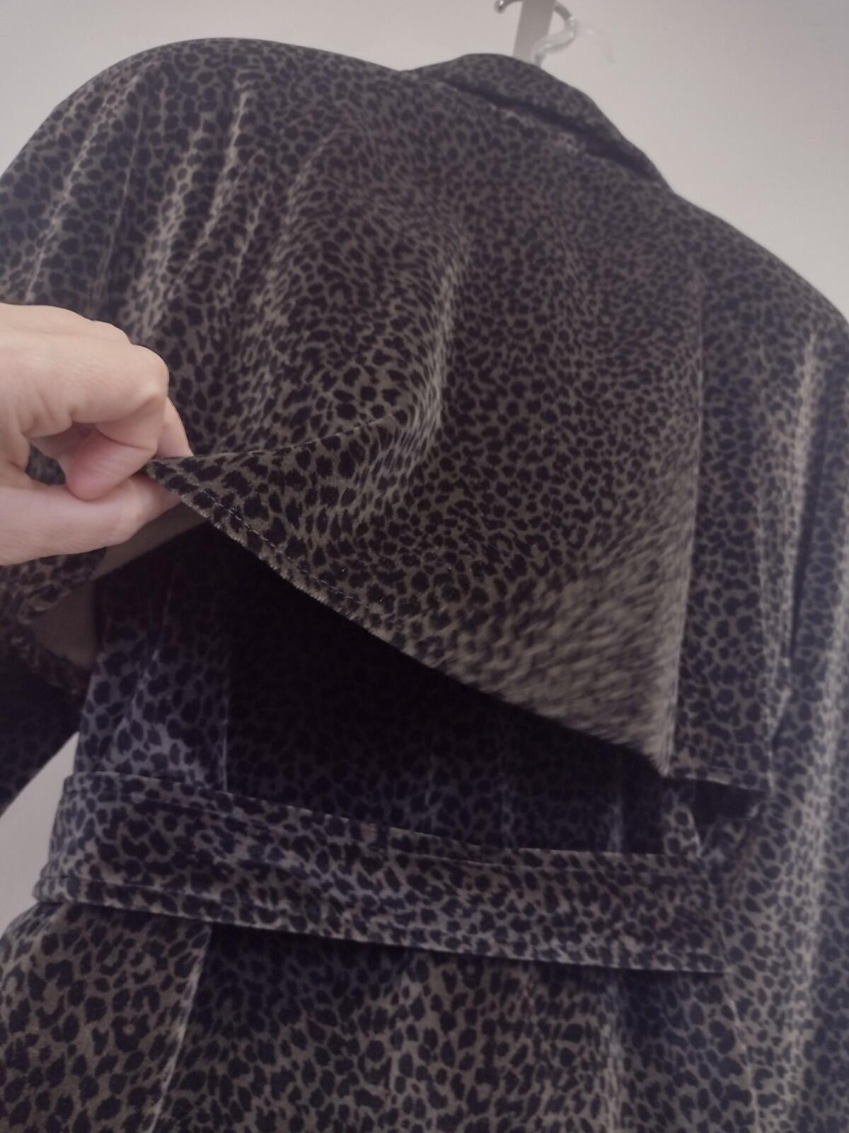 Vintage Leopard Velvet Coat Chivalry Outerwear Belted USA 60s 70s Small