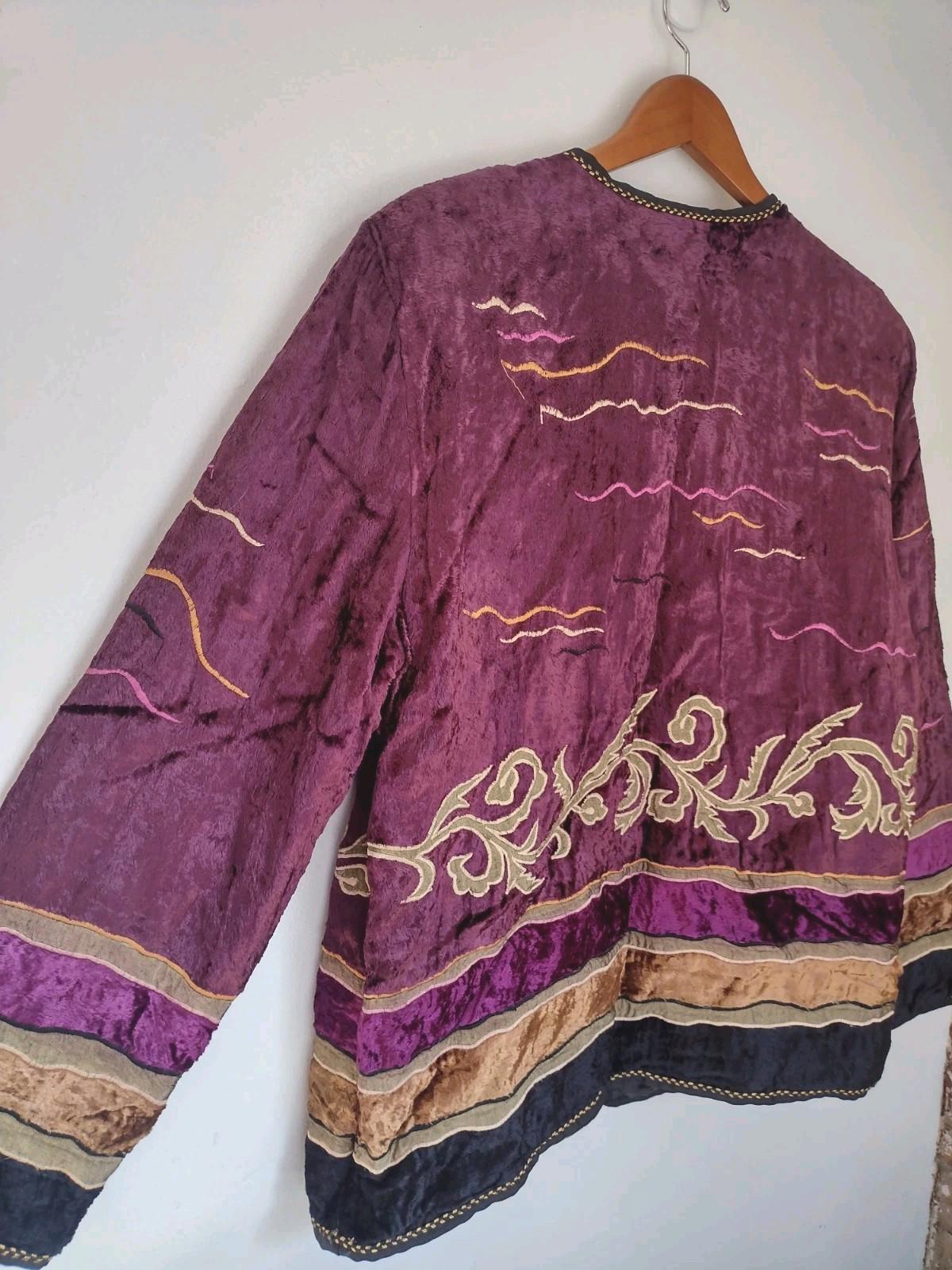 Vintage Allure Purple Velvet Embroidered Jacket M India Boho Art to Wear