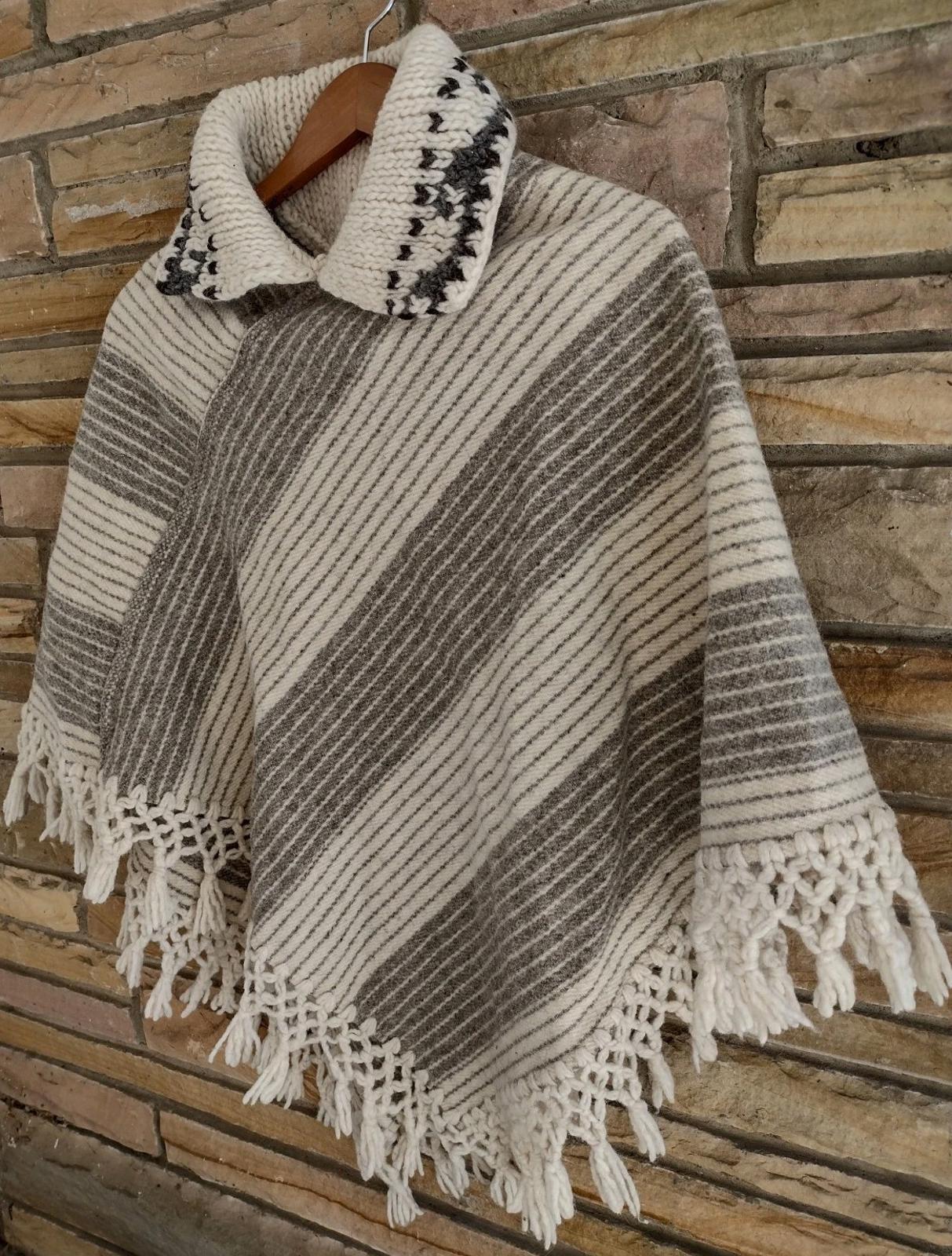 Vintage 70s Wool Poncho Gray Cream Tweed Woven Body Knit Trim Fringe Cape
