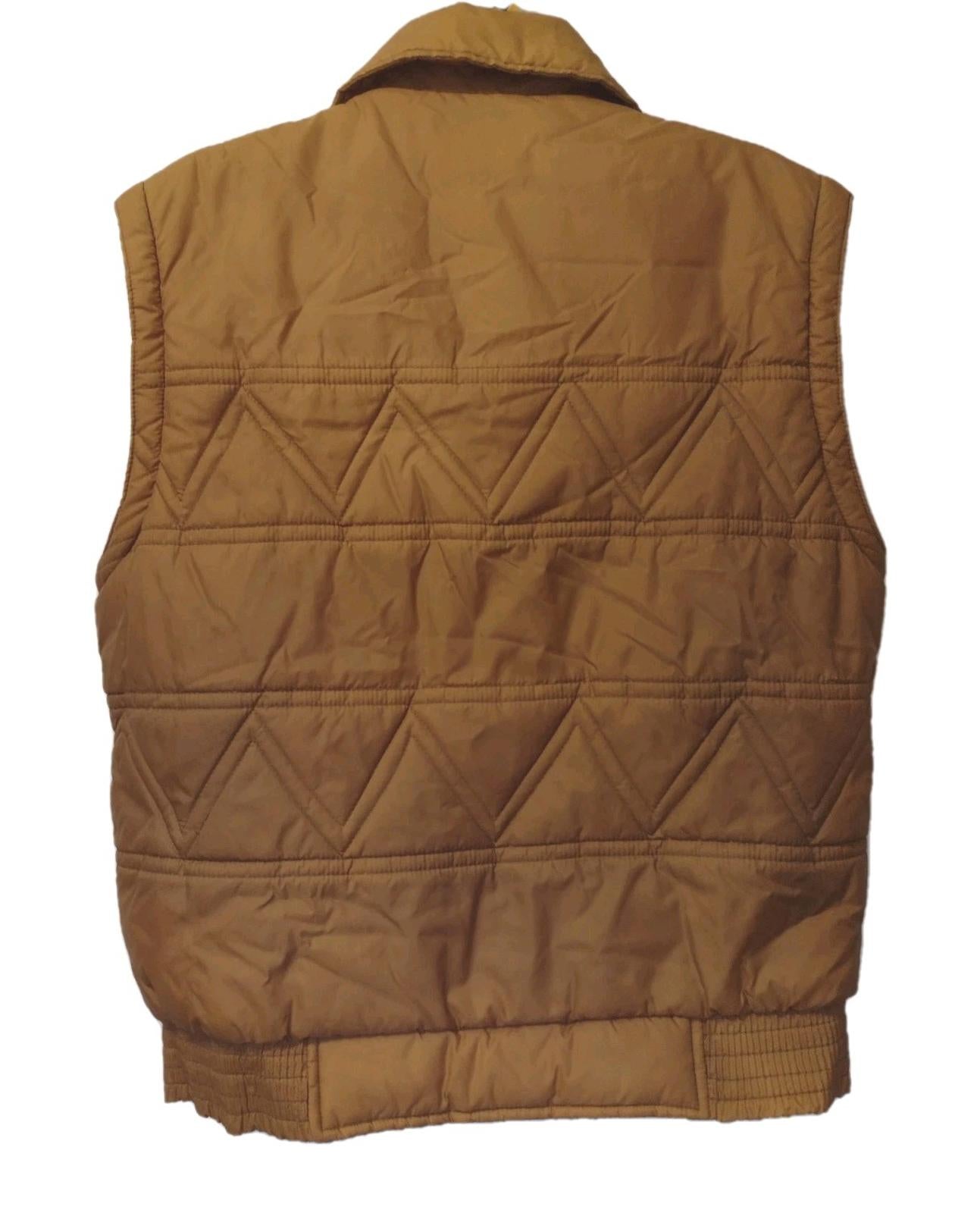 Vintage 70s Sigallo Padded Nylon Puffer Vest Rare Zigzag Stitch Gold Tan Sz M