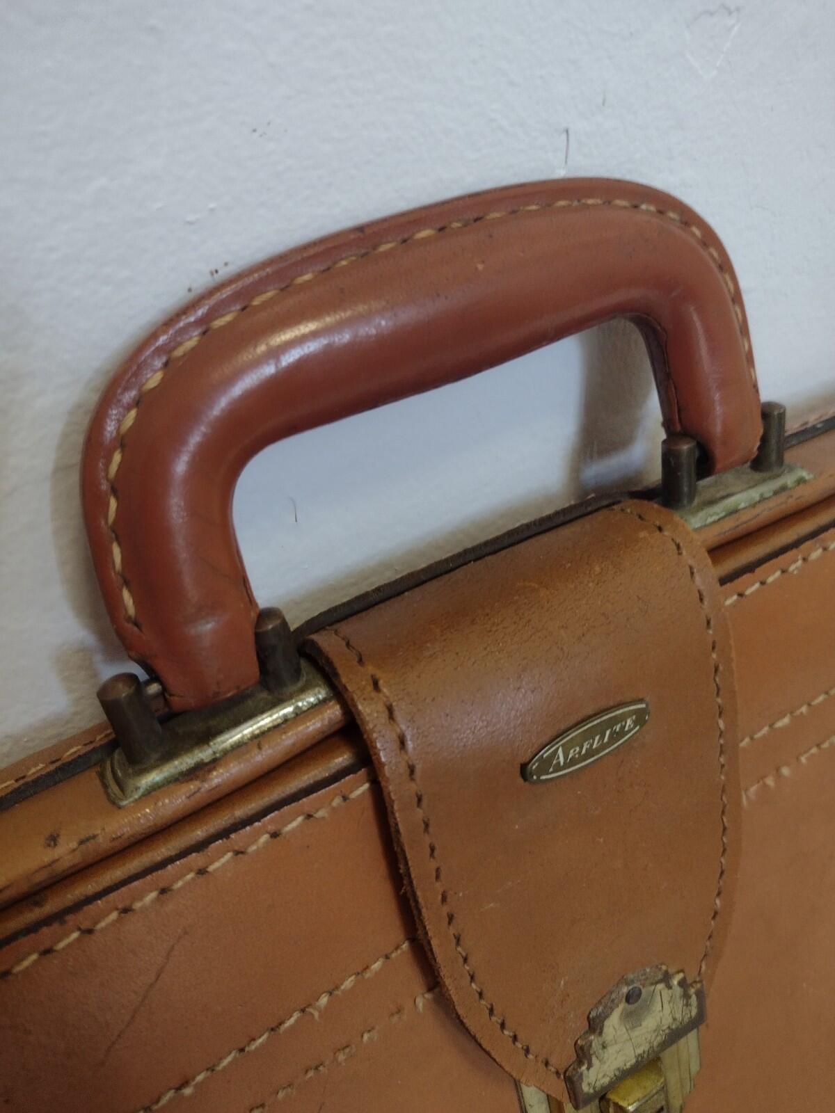 VTG 60s Arflite Leather Briefcase Brass Hardware Mid Century Structured 18x14x5