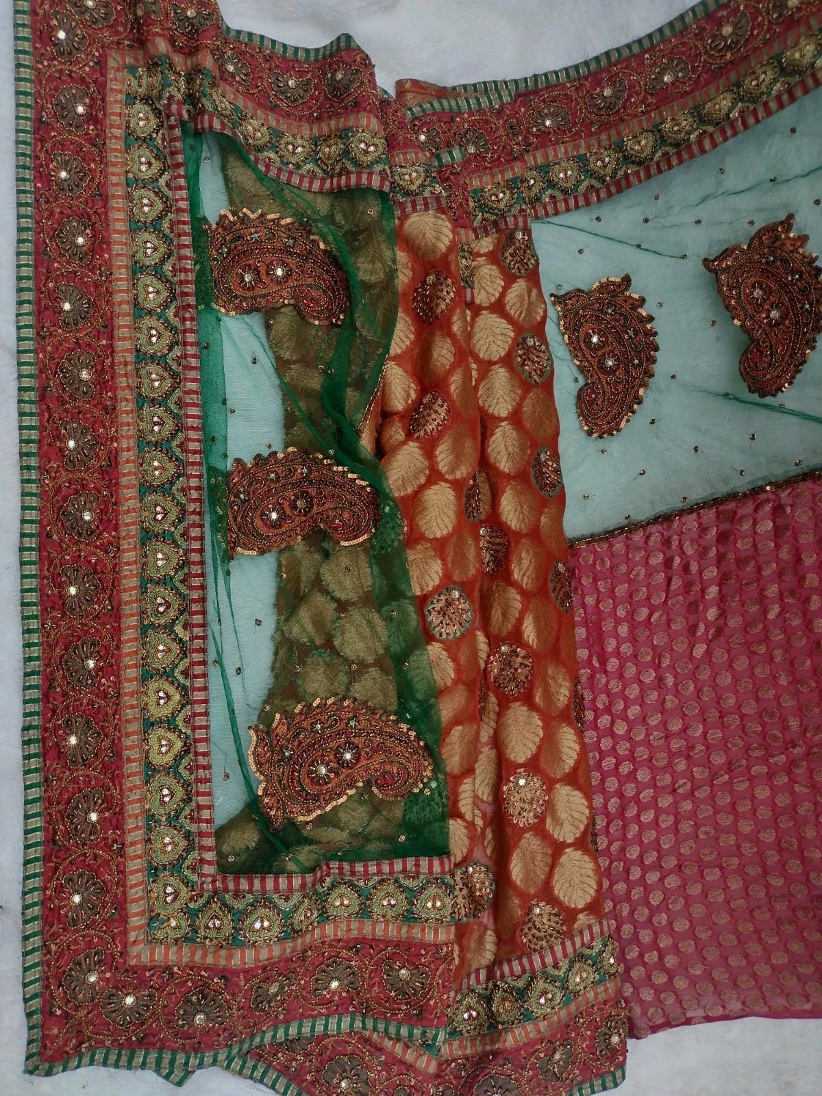 Rare 18ft Hand Embroidered Indian Textile Zardozi Bridal Dupatta Panel Red Green
