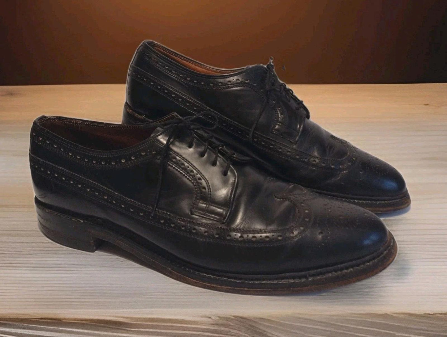 Vintage Royal Tweed Cheaney Church’s Wingtip Brogues Black UK Made Sz 11
