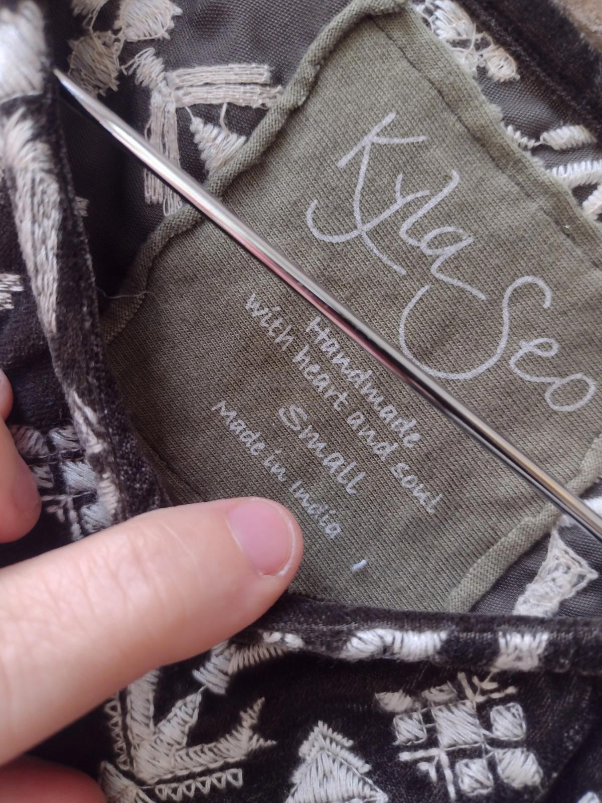 Rare Kyla Seo Olive Velvet Embroidered Top Long Sleeve Boho Artisan India Small