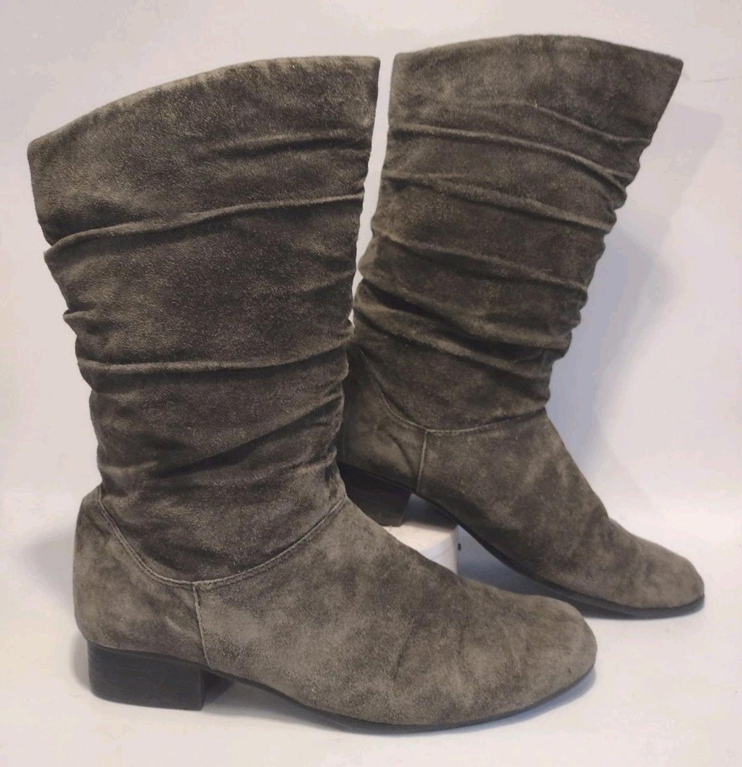 Vintage 90s Fanfares “Estell” Slouch Suede Boots Dark Gray Size 8.5 Soft & Rare