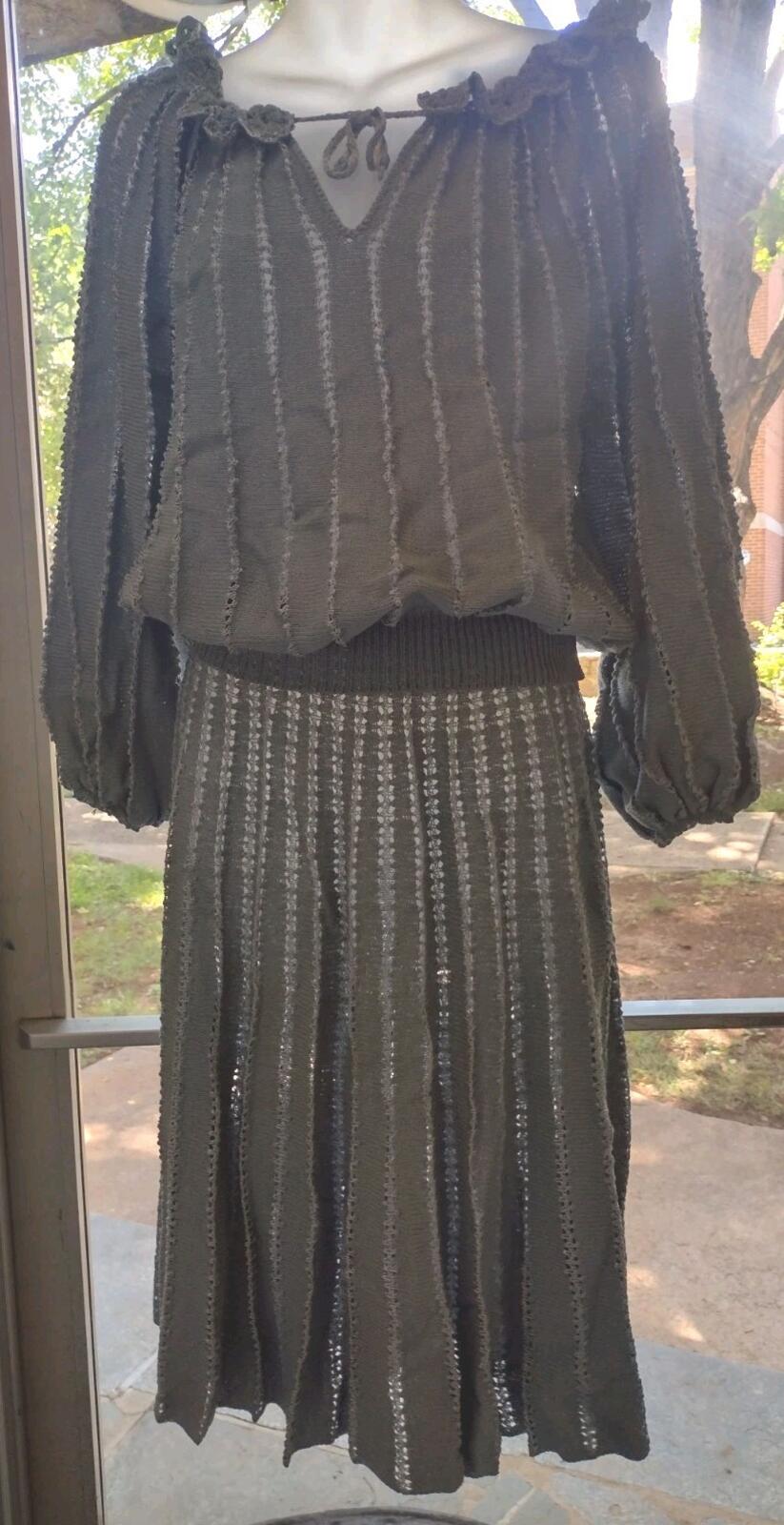 Vintage Miss JoAnn California Blue Knit Set Crochet Collar Top Skirt 1970s