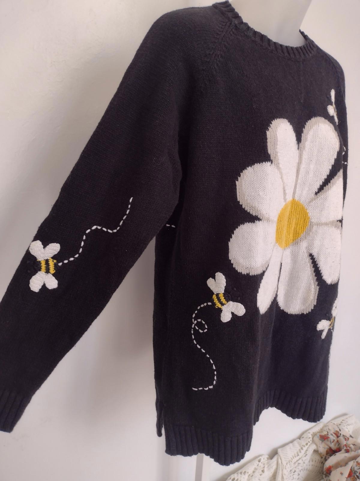 Rare Vintage Y2K Quacker Factory Daisy B Embroidered Black Sweater Sz M