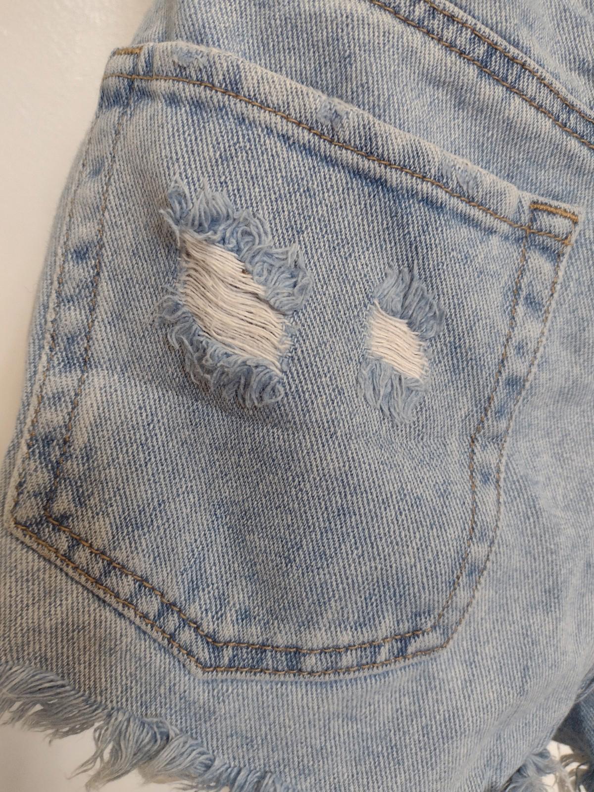 Y2K Vintage PacSun Ripped Denim Shorts High-rise Festival 26