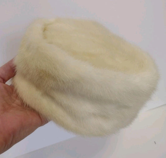 VTG Champagne Mink Pillbox Hat 50s Cream Satin Lined 20.5” Old Hollywood Glam