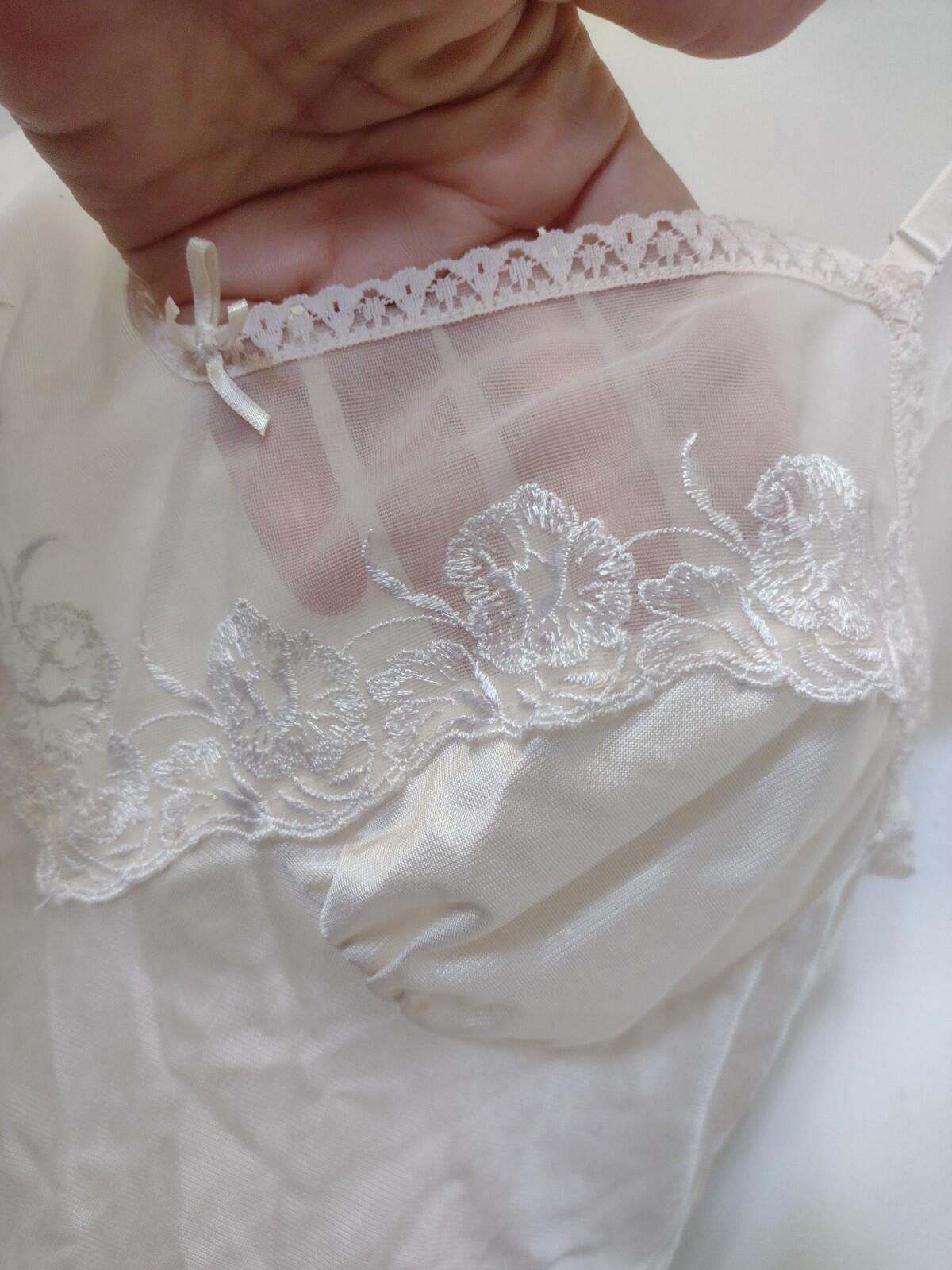 VTG 70s Beige Nylon Lace Camisole Top Small Summer Layering Sheer Bust