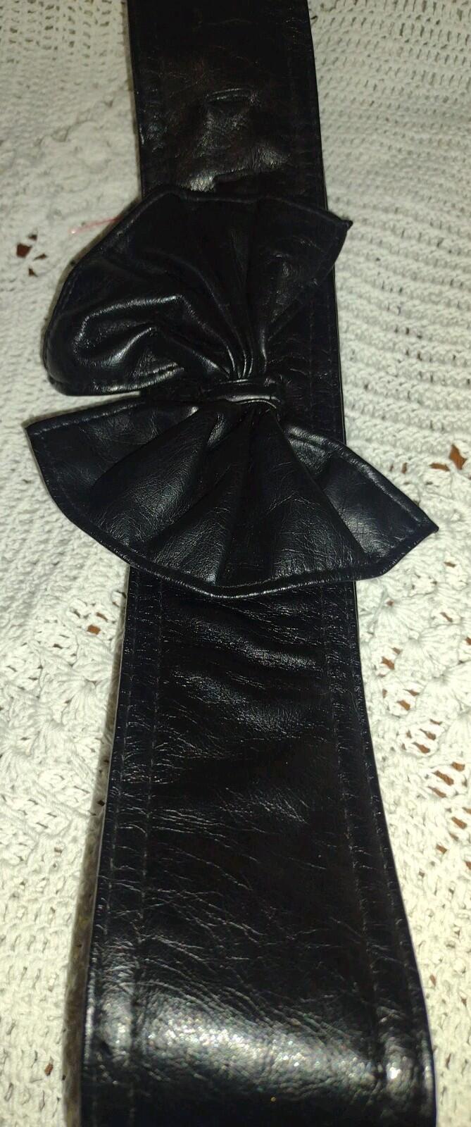 Vintage Black Faux Leather Bow Clutch & Matching Belt Set 80s 90s Evening
