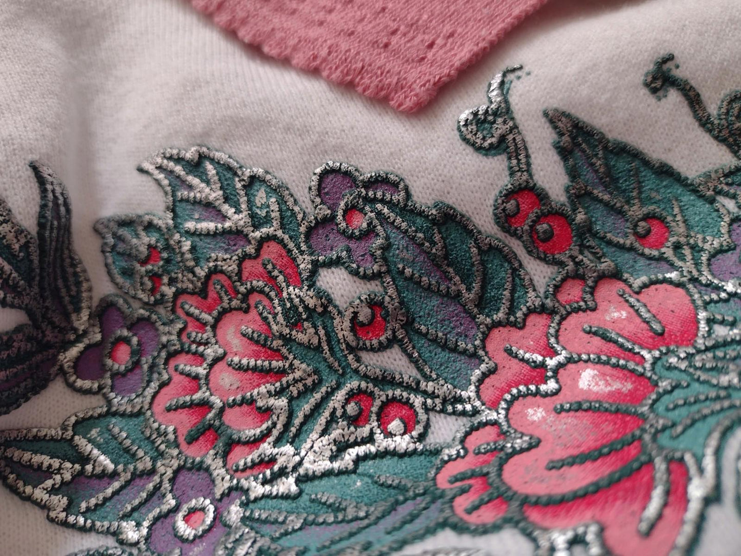 Vintage 90s Whim Z USA Floral Puff Paint Sweatshirt Mock Collar Pink Trim L