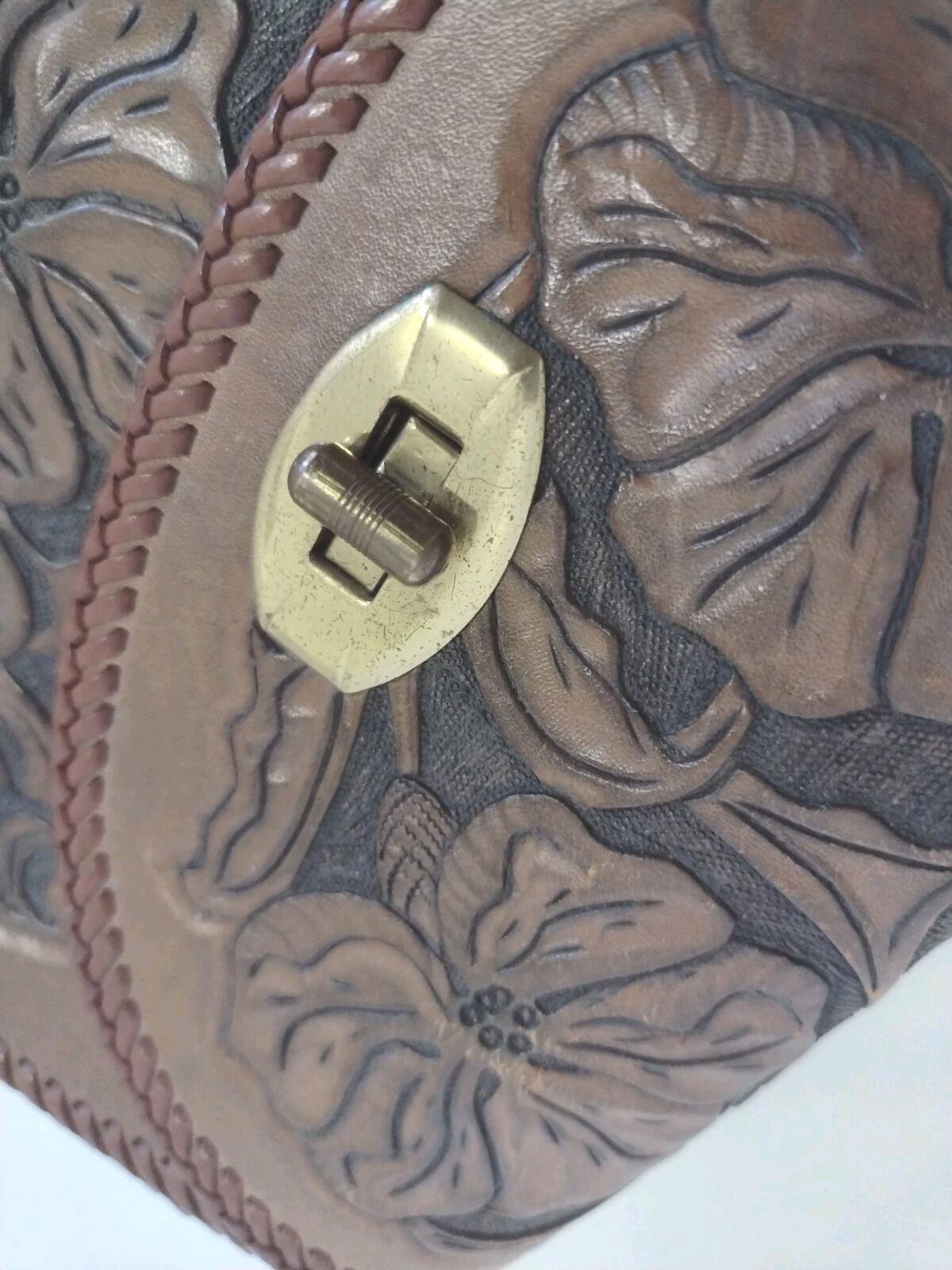 VTG 60s Hand Tooled Leather Clutch Floral Boho Western Artisan Structured Purse