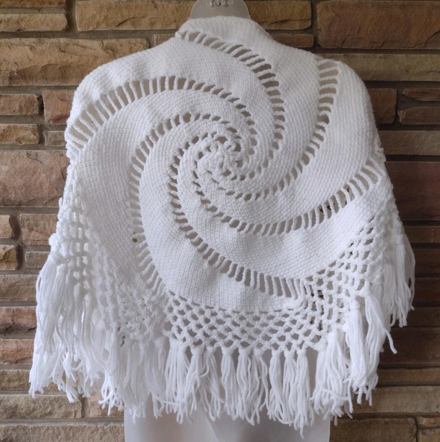 Vintage 70s Crochet Swirl Fringe Shawl Boho Festival Openwork Wrap White Acrylic