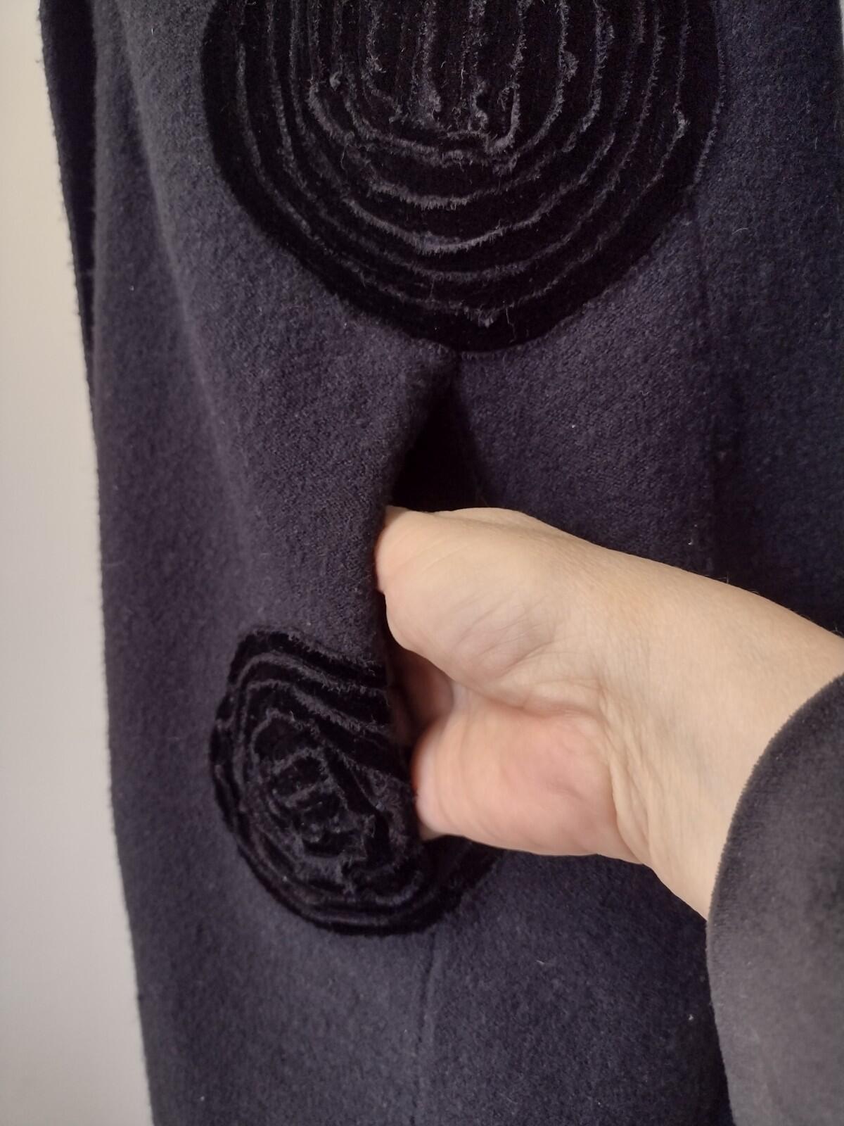SWE Wool Blend Art to Wear Coat Velvet Applique Black Buttons Women’s Small