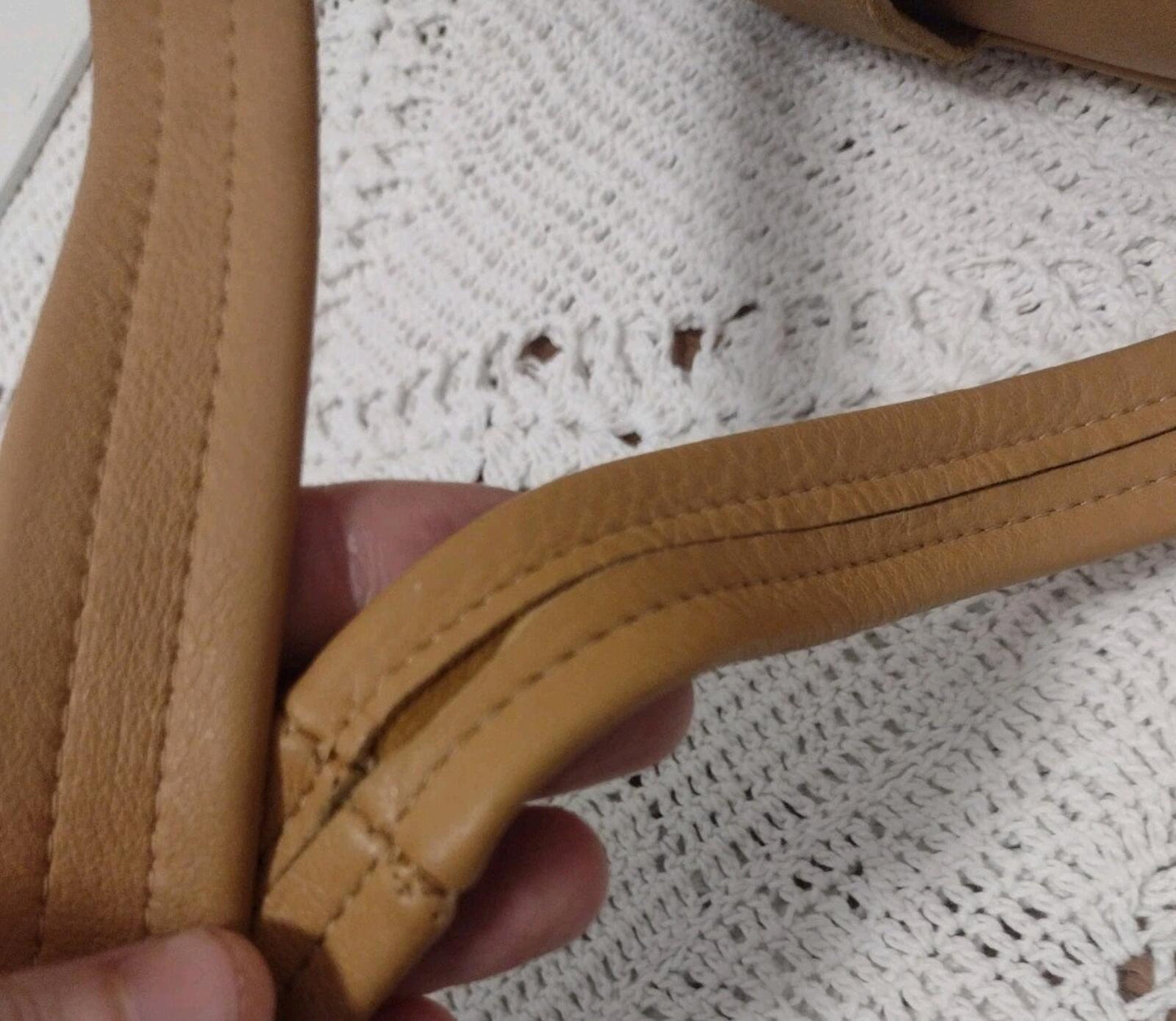 Vintage 70s DeerWear Genuine Deerskin Leather Shoulder Bag USA 11x8x4 Camel