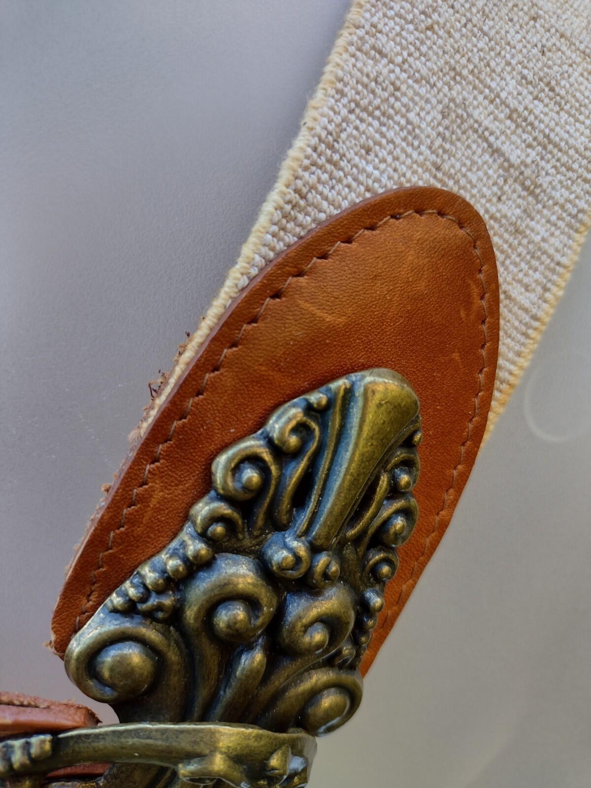 Stretch Waist Belt Wil-Lor USA Leather Scroll Buckle Boho WesternVintage 70s