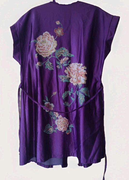 Vintage Julie Girl Purple Satin Robe Hand-Painted Floral Artwear Kimono 1980s