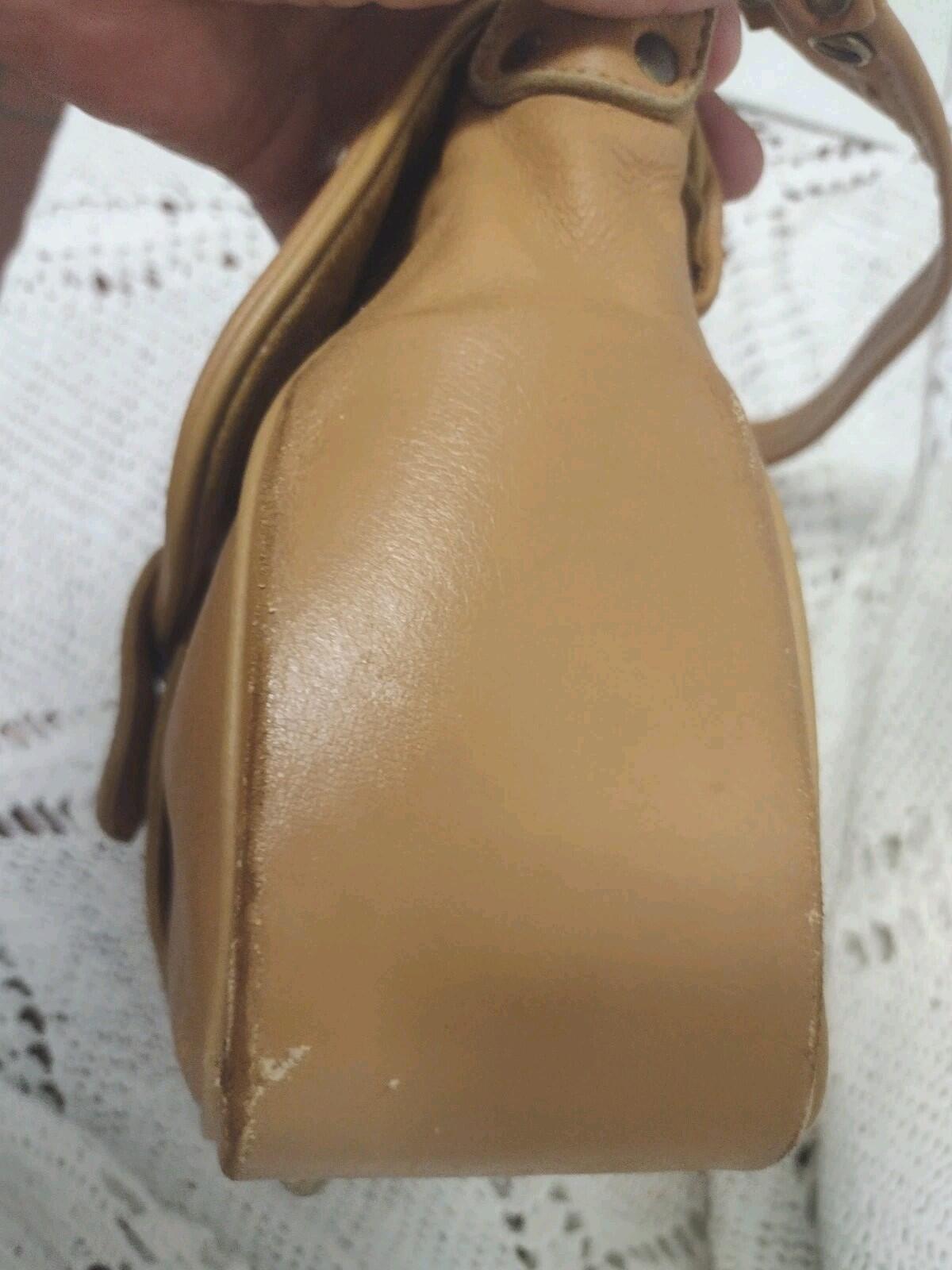 Vintage 70s DeerWear Genuine Deerskin Leather Shoulder Bag USA 11x8x4 Camel