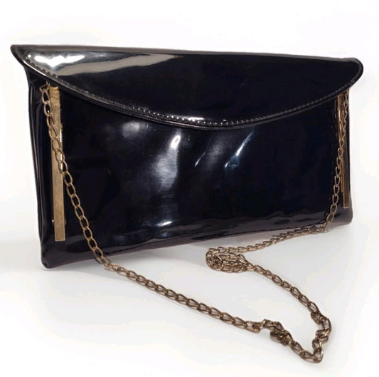 Vintage 1970s Black Patent Clutch Purse Gold Bar Accent Tuck‑In Chain Bag