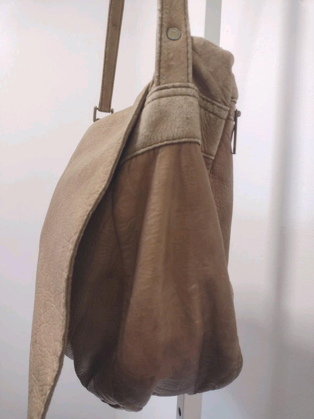 VTG Distressed Leather Messenger Bag Lg Organizer Crossbody