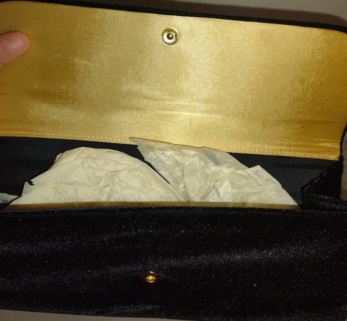 Vintage Victoria's Secret Black Velvet Clutch Gold Heart Evening Party Purse New