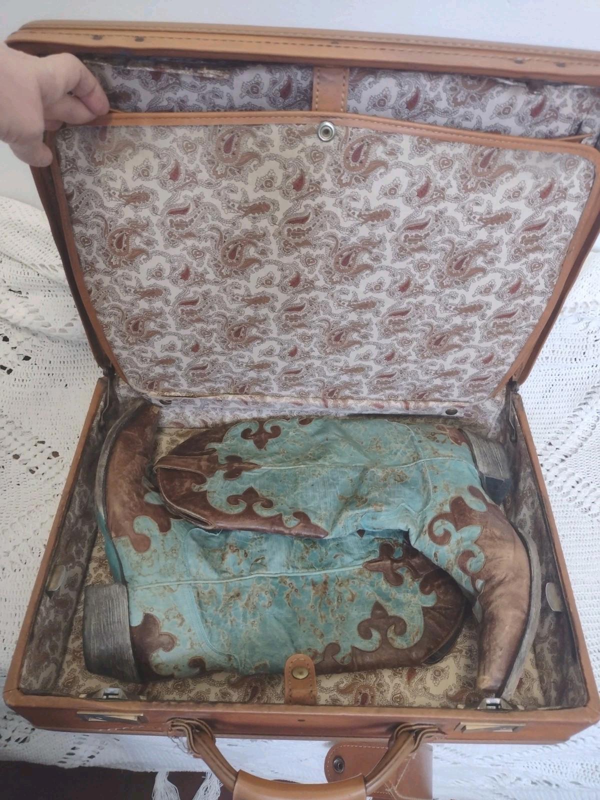 1940s Hartmann Leather Suitcase 18.5x13.5x5 Paisley Lined Organizer Case