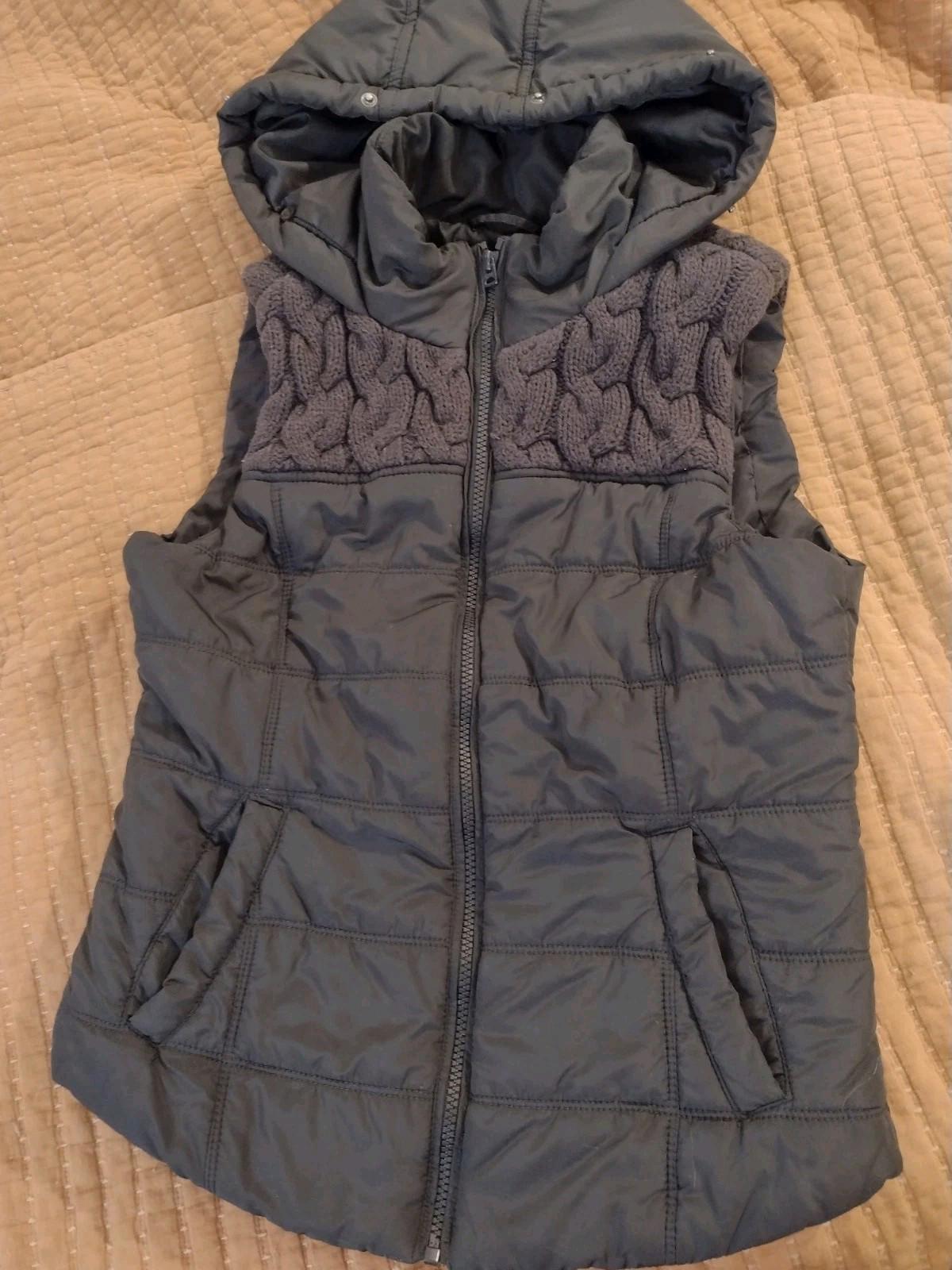Aerie Aeropostale Y2K Zip Front Puffer Vest Sweater Knit Top Hooded Gray Sz M