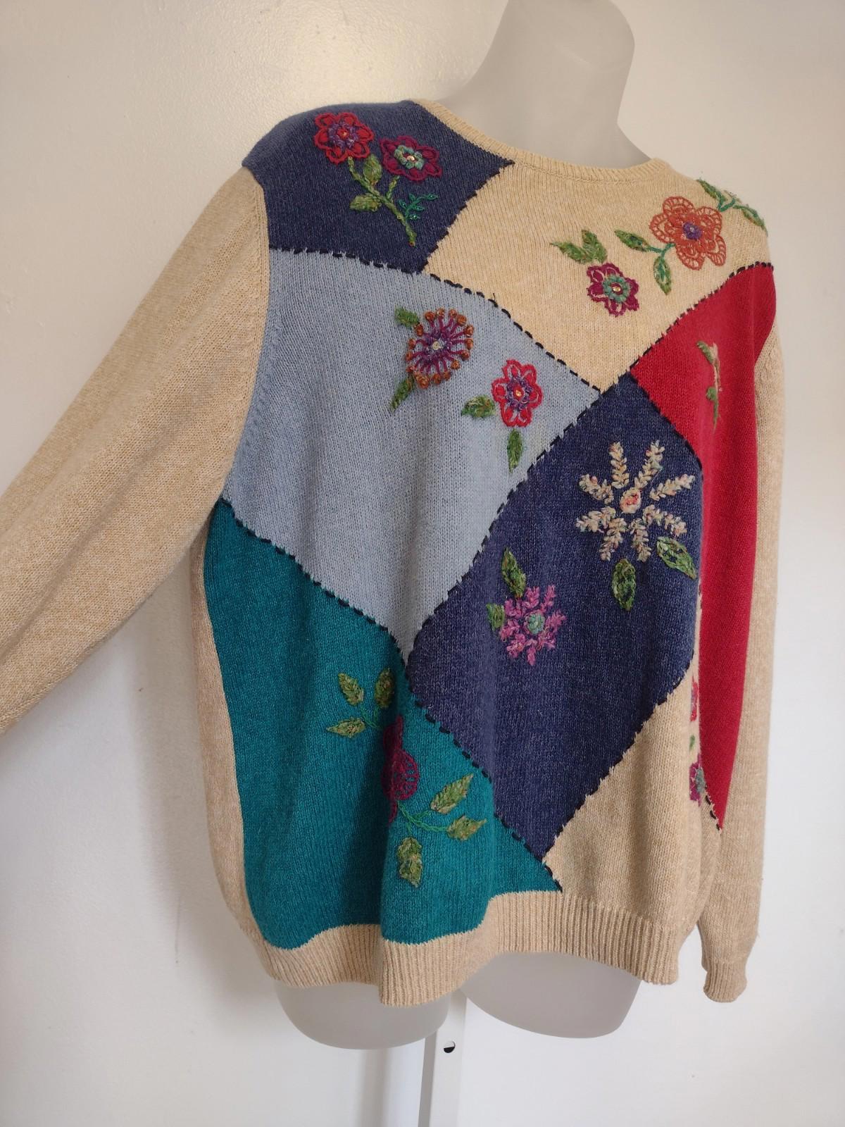 VTH 90s Y2K Size XL Embellished Embroidered Floral Long Sleeve Ramie Sweater
