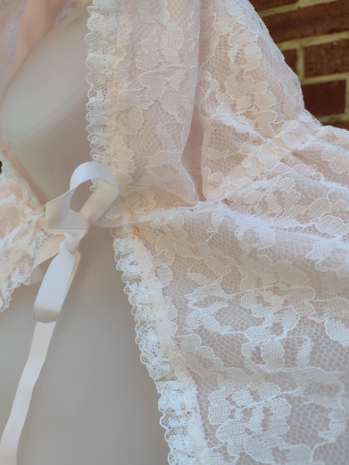 VTG Rare 80s Martha's Miniatures White Lace Hooded Cape Girls Size 6 Never Worn