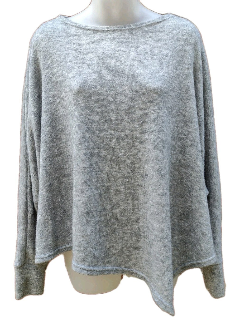 KAVU Batwing Poncho Sweater OS Gray Asymmetrical Hem Oversized Dolman Knit