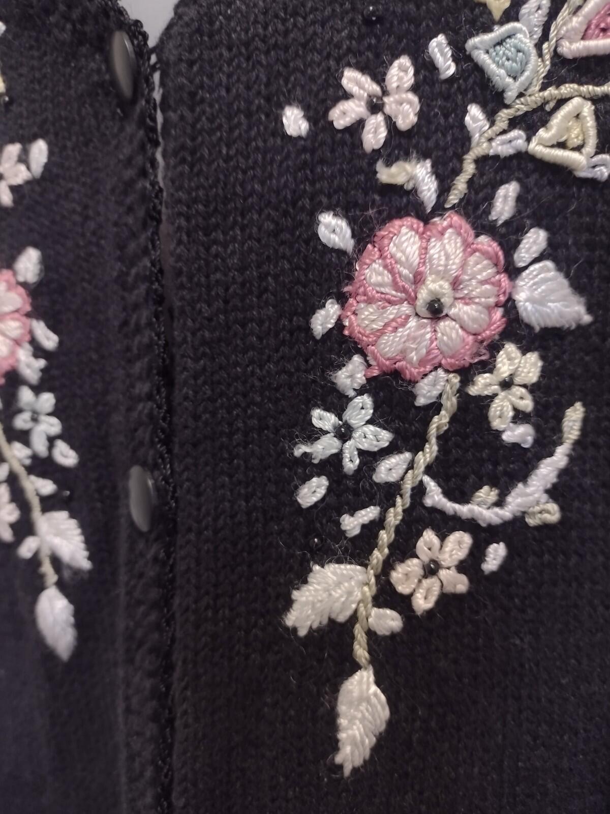 VTG 90s XL Ramie Cotton Floral Embroidered Knit Vest Black