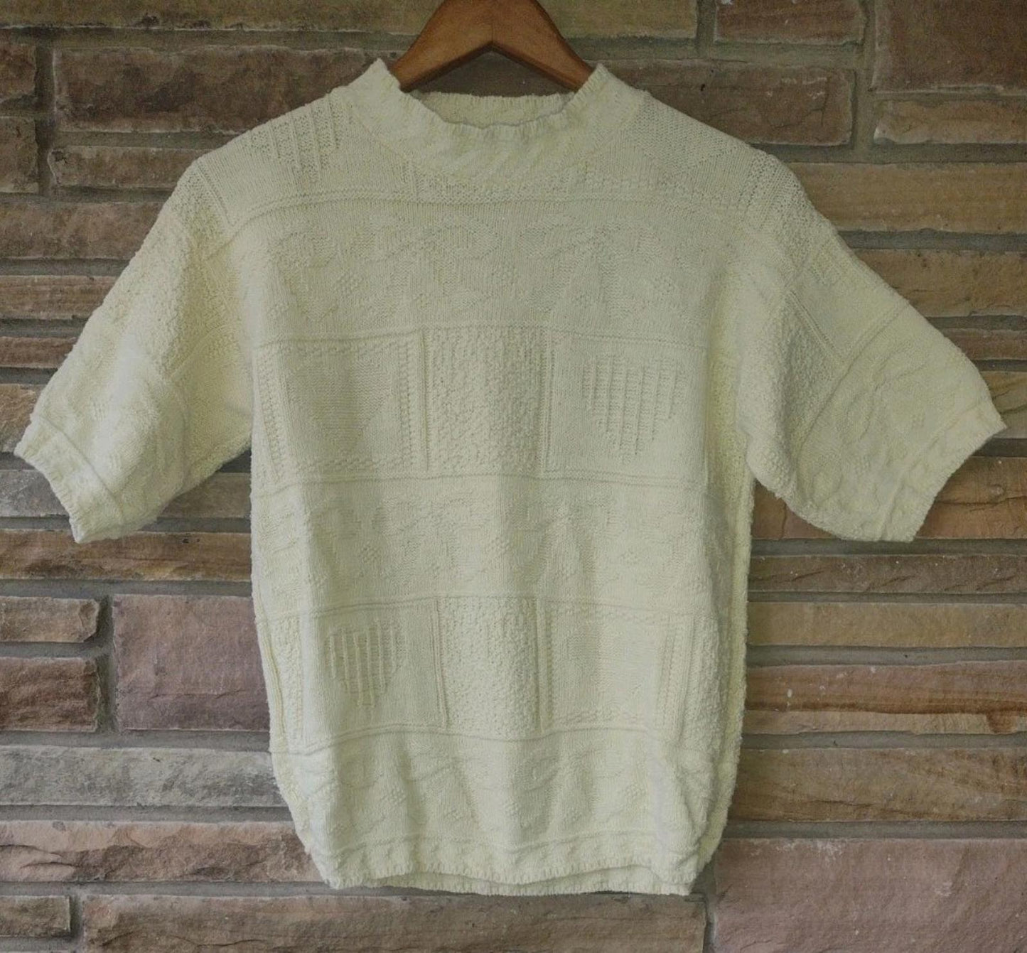Vintage 90s TR Bentley Cotton Heart Knit Sweater Small Pale Yellow USA