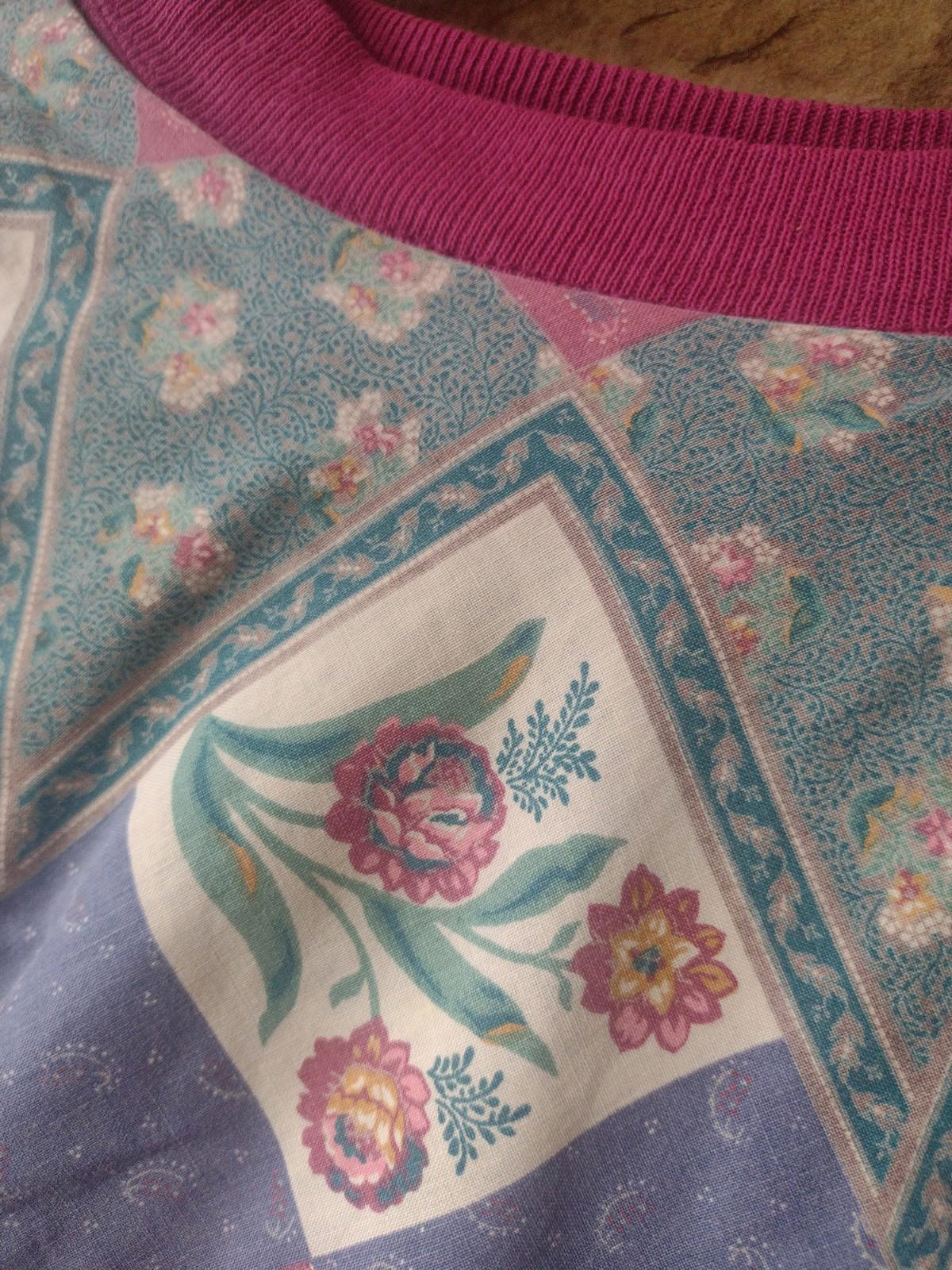 Vintage 80s Hanes USA Quilt Panel Sweatshirt L Handmade Patchwork Print