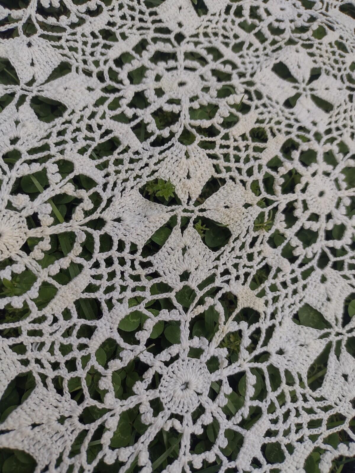 Vintage 40s-60s Crochet Lace Tablecloth + 5 Doilies/Runners Lot White & Ecru
