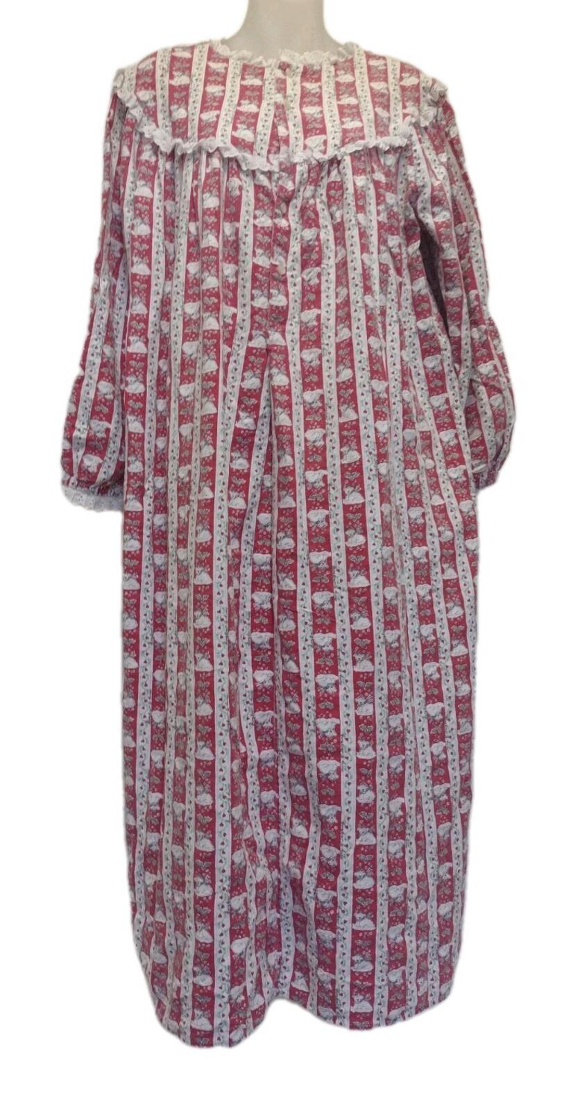 Vintage 80s Cotton Nightgown L Polar Bear Holly Print Lace Ruffle Long Sleeve