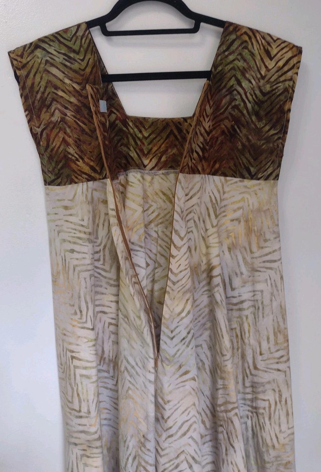 Debra Lynn Batik Dress S Art-to-Wear Zigzag Symbolic Print Boutique Batik Pria