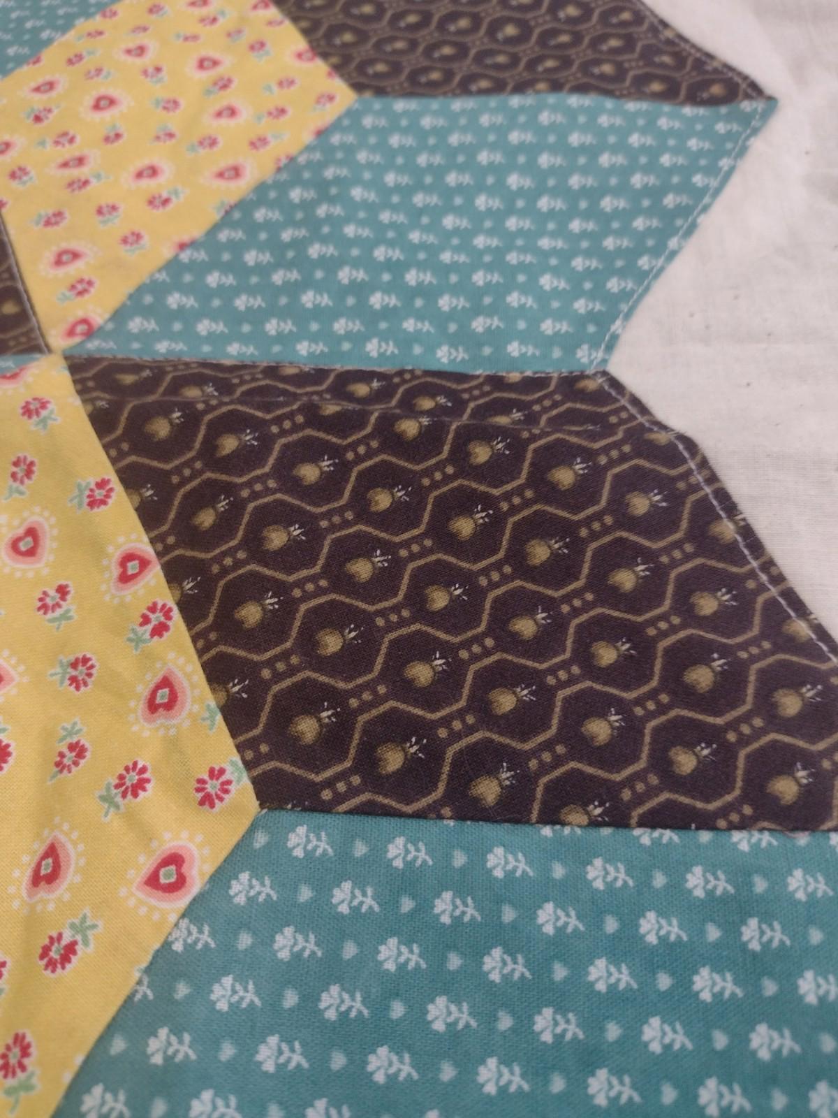Tumbling Blocks Optical Illusion Quilt – 29” Cotton Wall Hanging or Table Topper