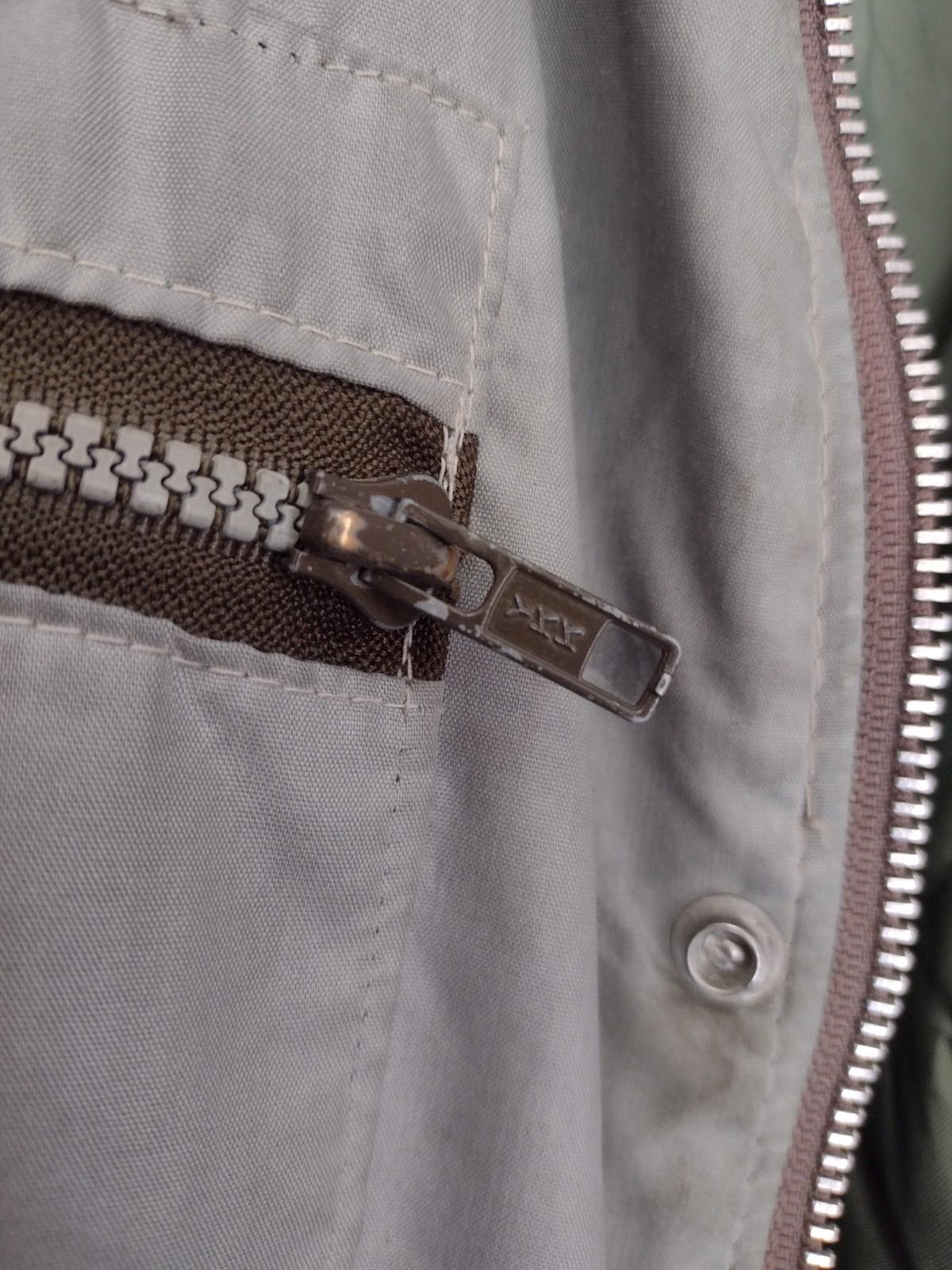 1970s Pale Sage Military Utility Jacket L – YKK, Quilted, Epaulets, Worn Soul