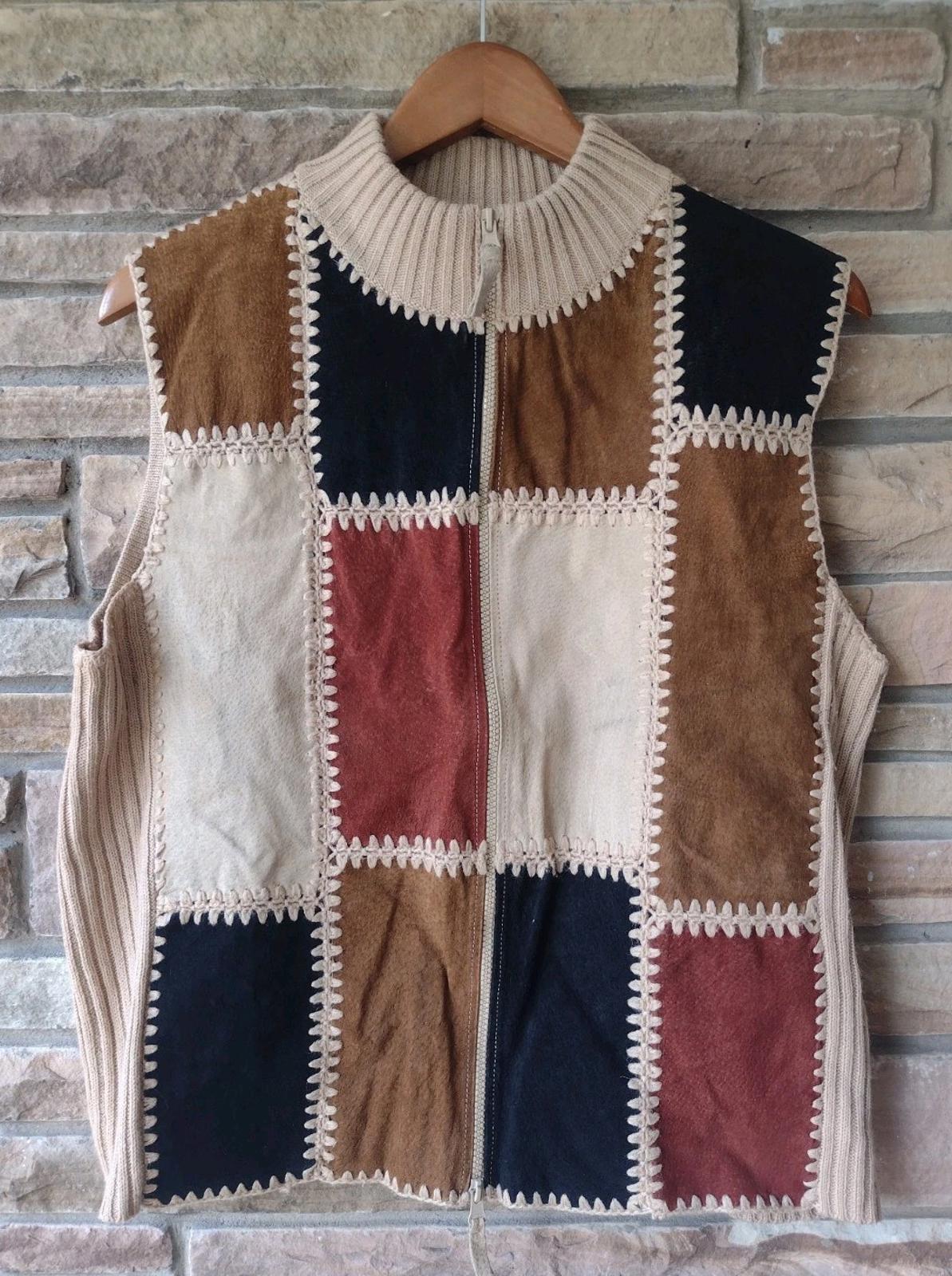 Vintage Hand Embroidered Ribbon Bead Knit Vest Scalloped Edge Self Buttons Sz M