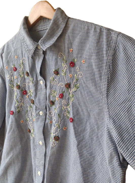 Victoria Jones Vintage Woman’s 100% Cotton Floral Blue Gingham Button Up Shirt L