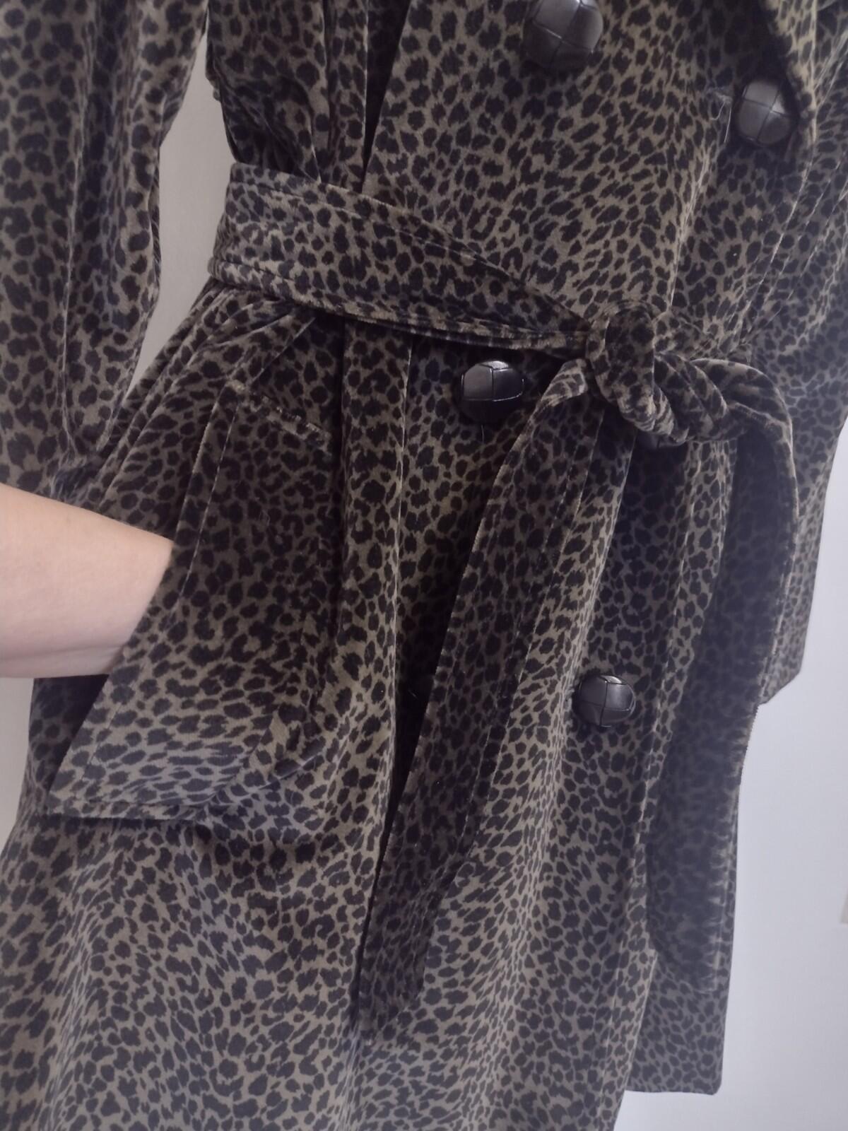 Vintage Leopard Velvet Coat Chivalry Outerwear Belted USA 60s 70s Small