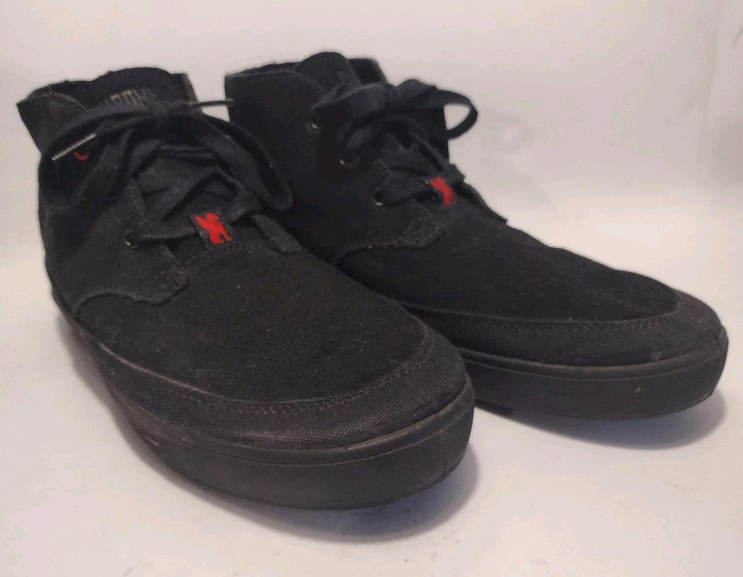 Chrome Mid Top Sneakers Mens Sz 8 Black Suede Chukka All Black Shoes BR 1215
