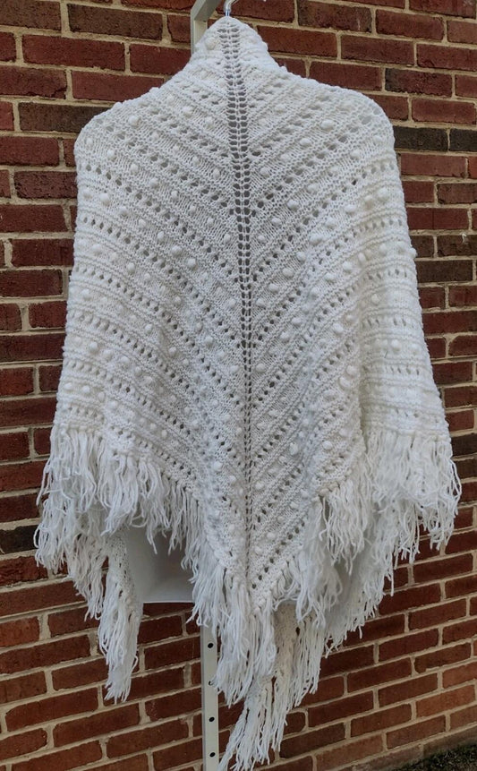 VTG 70s Hand Knit White Popcorn Lace Shawl Fringe Boho Cottagecore Triangle Wrap
