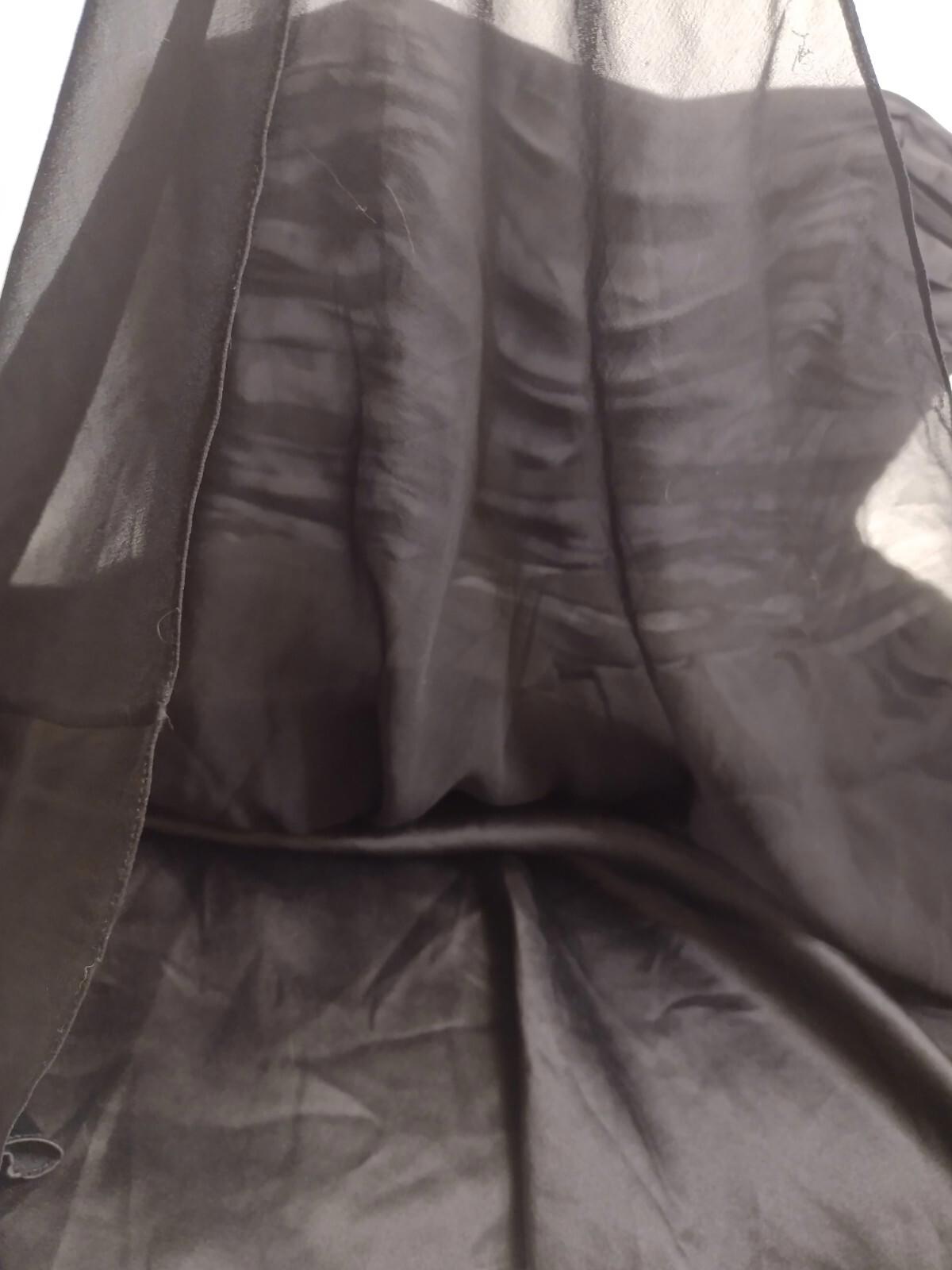 Black Chiffon And Satin Party Dress Knee Length Side Zip Pleated Bodice Sz 16