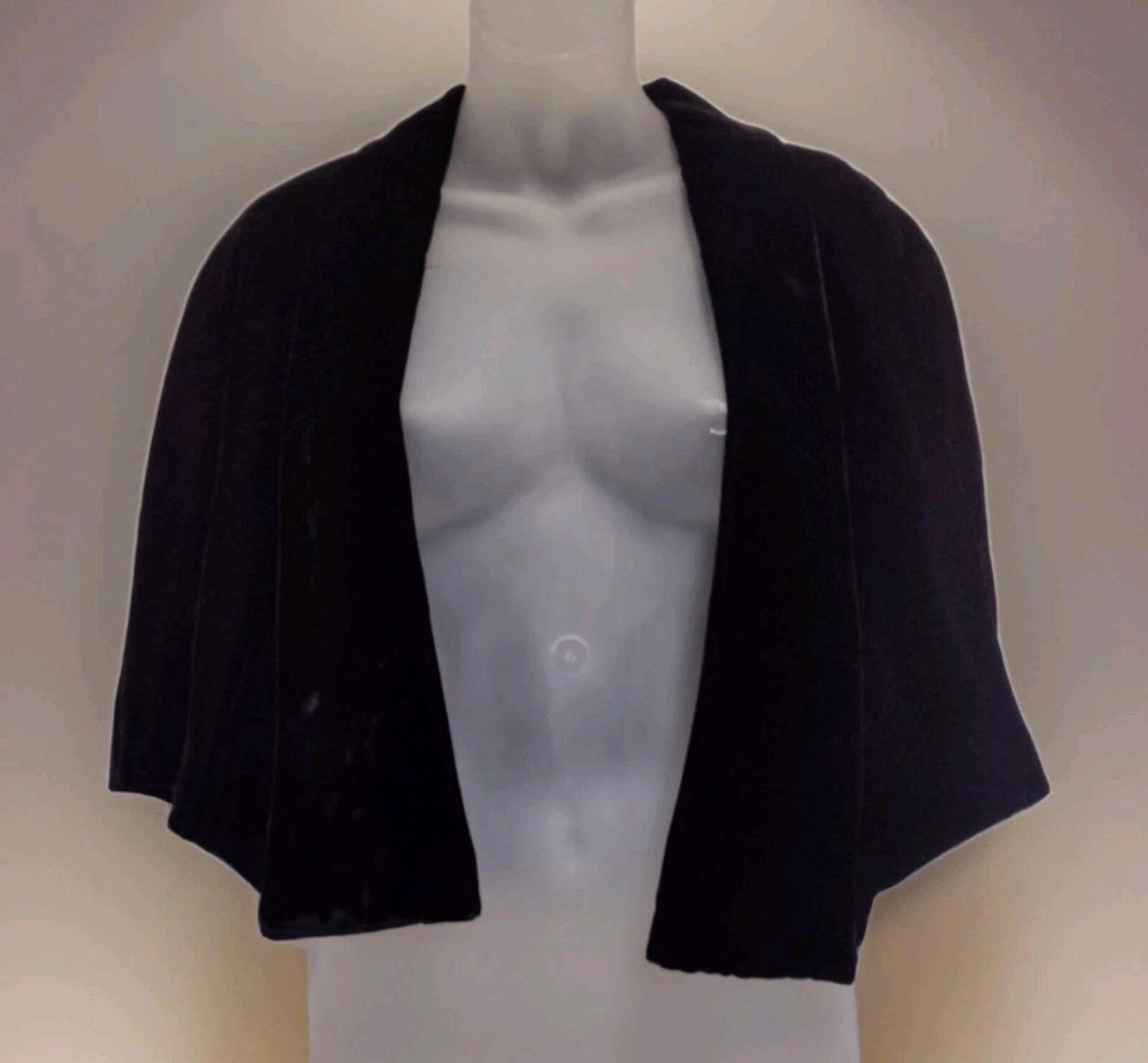 VTG 40s Black Velvet Opera Capelet Satin Lined Evening Wrap